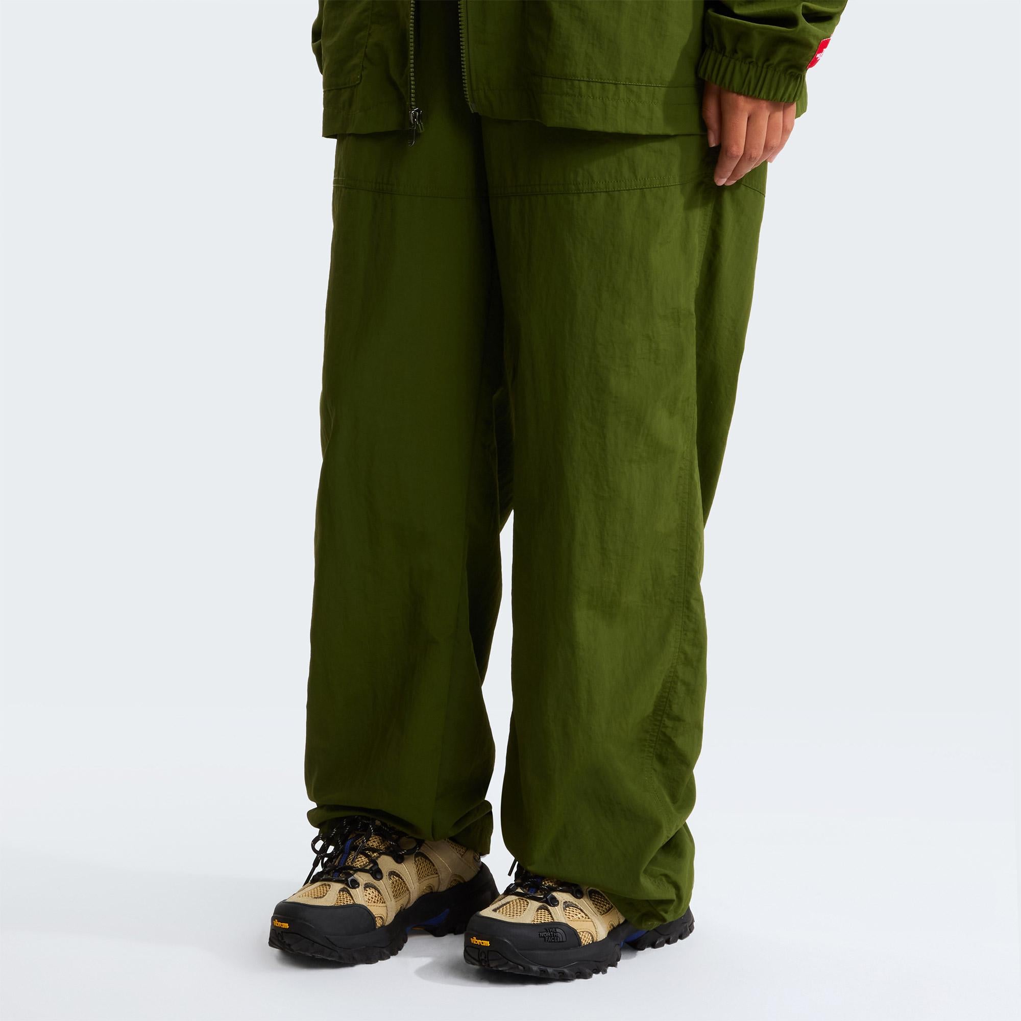 The North Face Red Box Nylon Belted Erkek Yeşil Pantolon