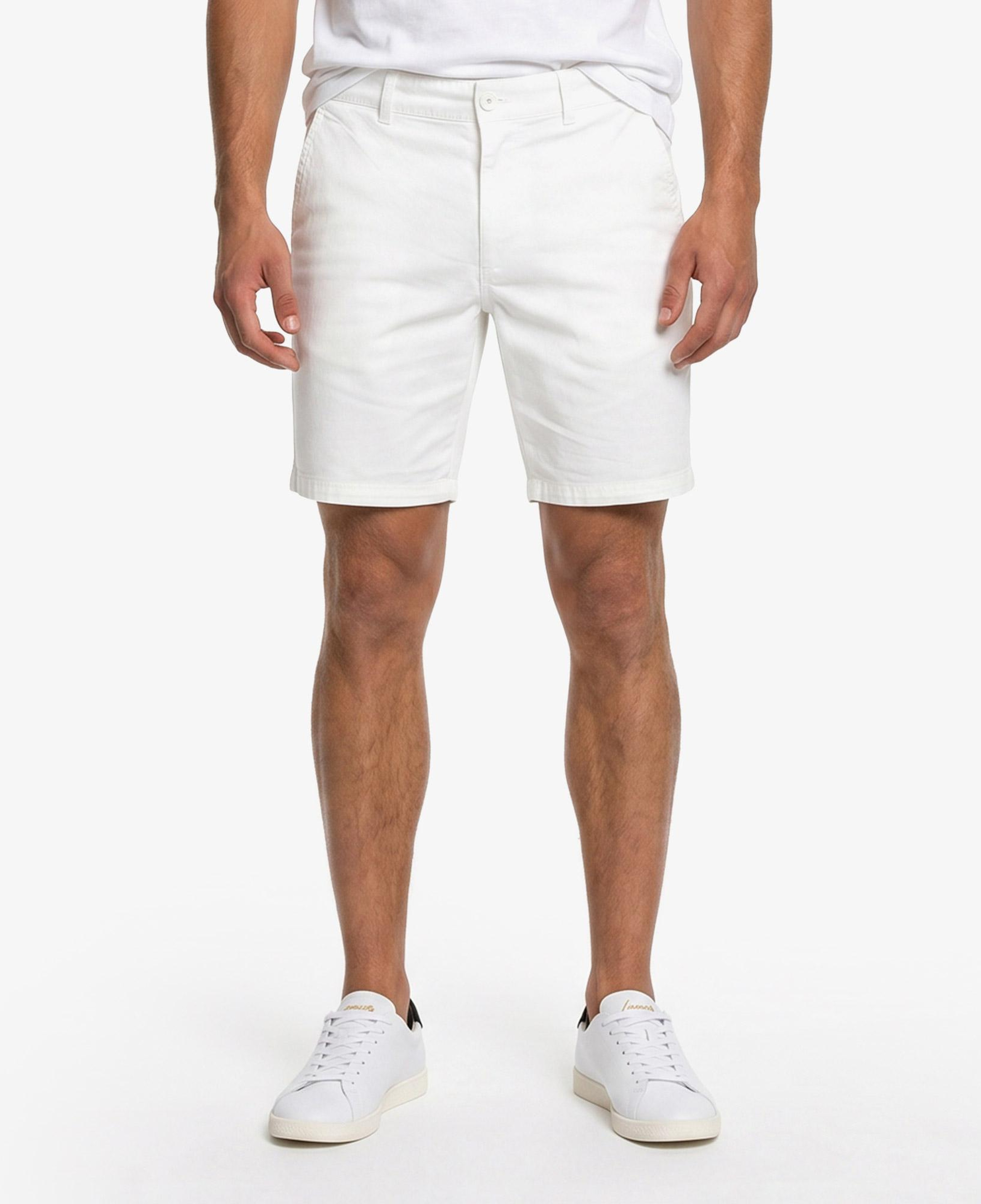 Erkek Slim Fit Beyaz Bermuda Şort