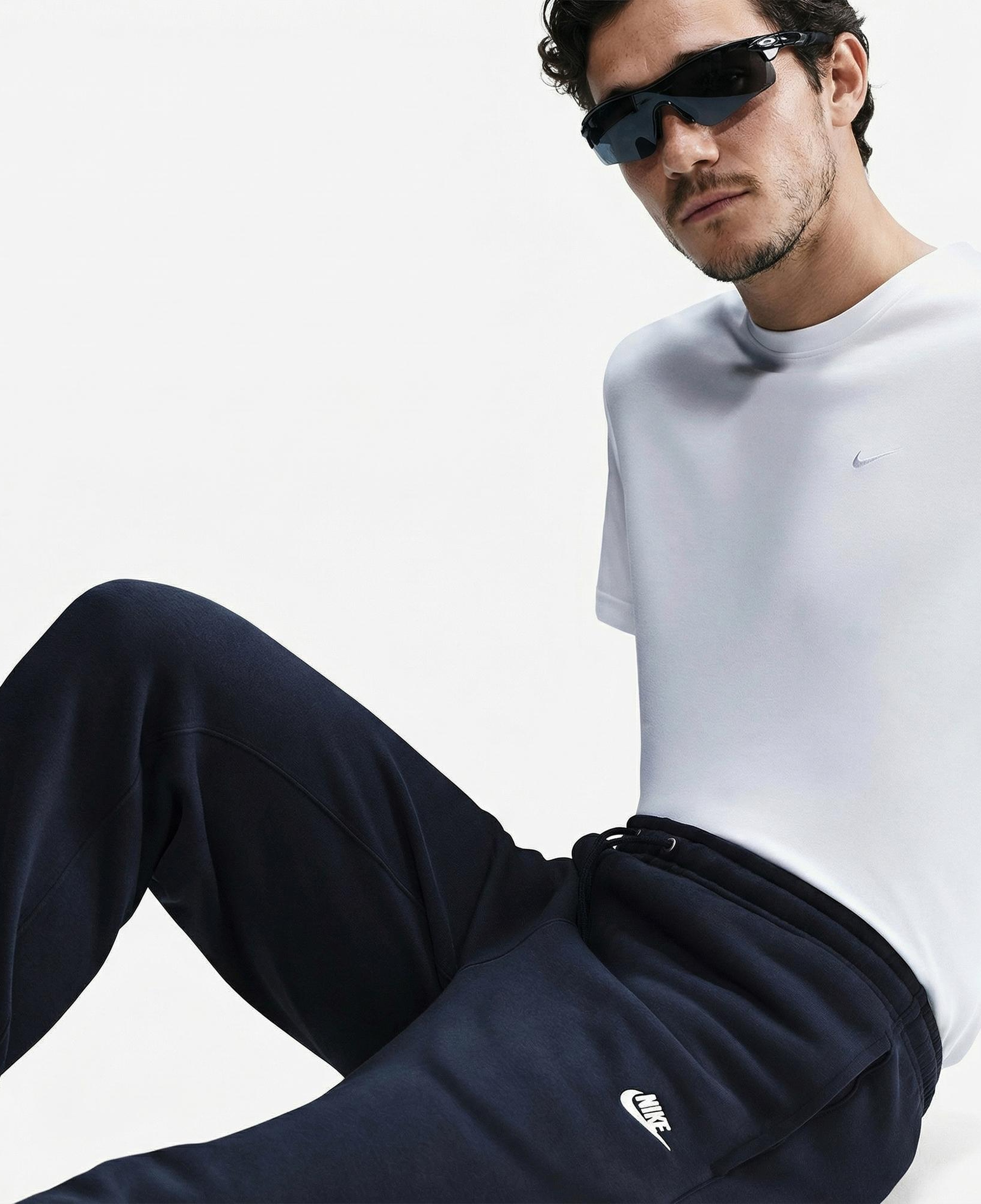 Nike Club Erkek Lacivert Eşofman Altı