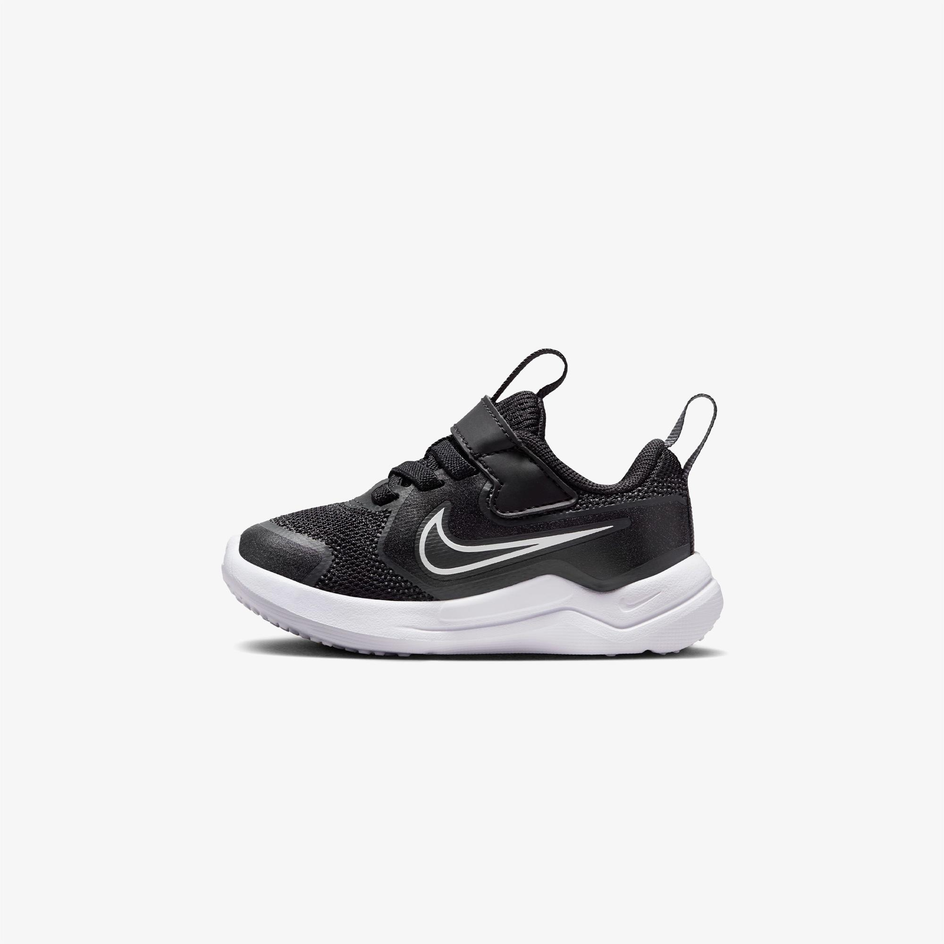 Nike Cosmic Runner Mystic Fly Çocuk Siyah Spor Ayakkabı