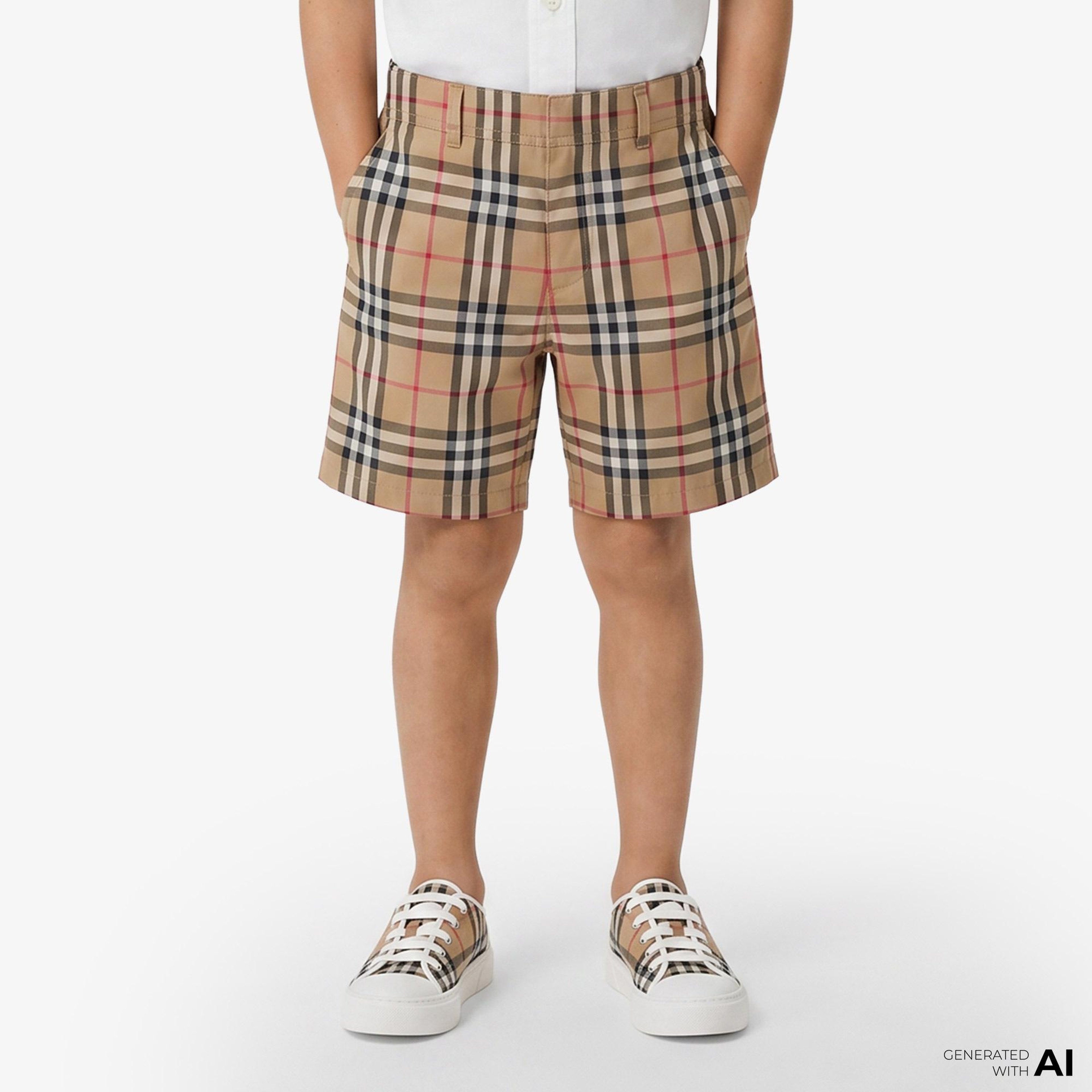 Burberry Oscar Check Çocuk Bej Şort