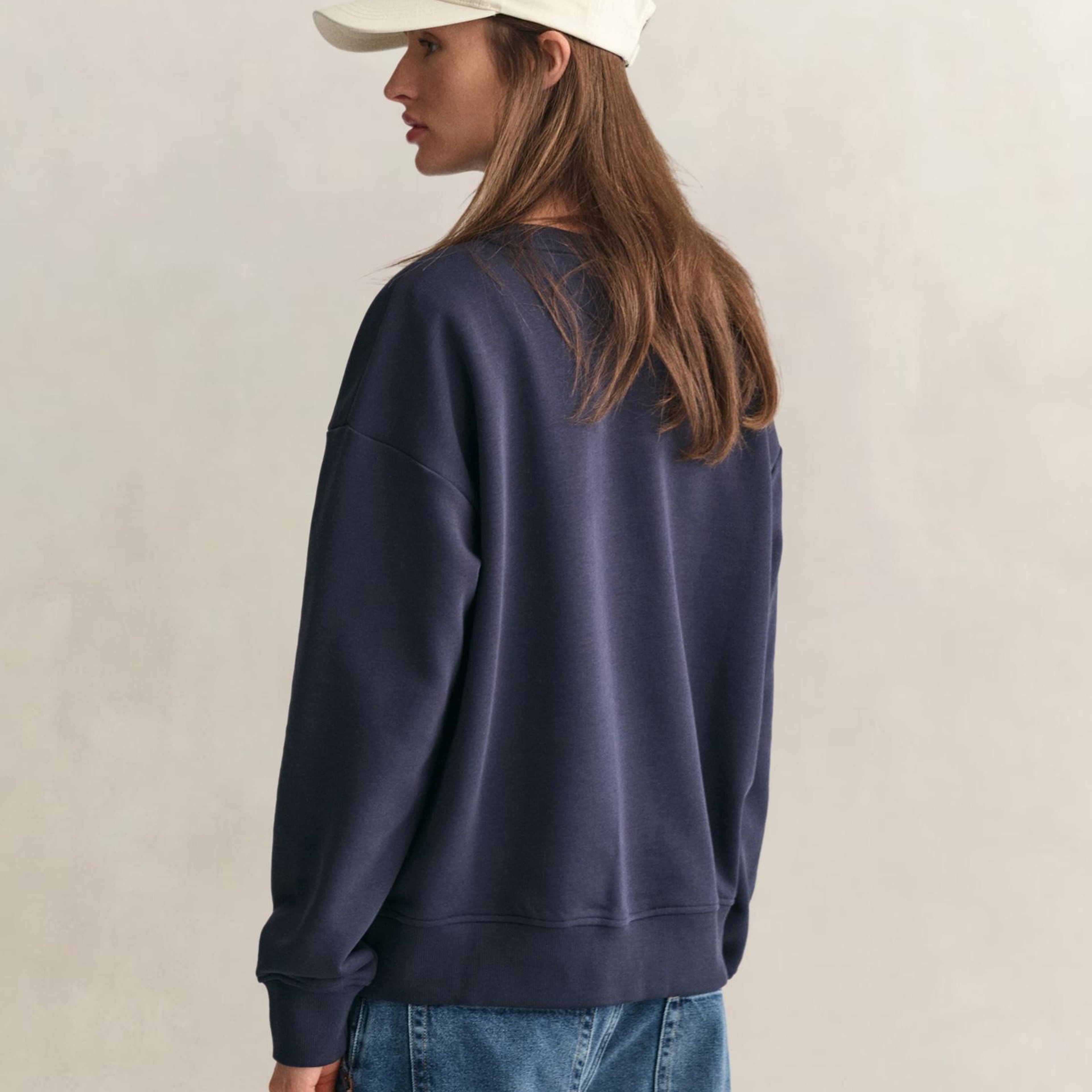 GANT Kadın Lacivert Relaxed Fit Bisiklet Yaka Sweatshirt