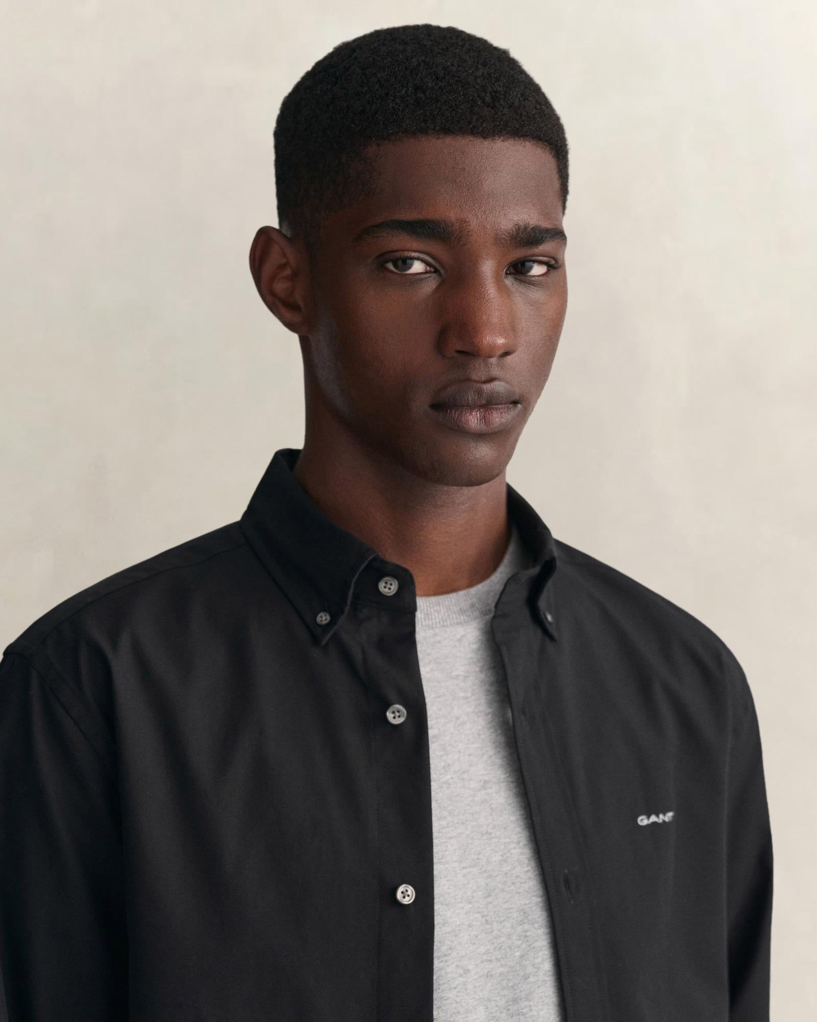 GANT Erkek Siyah Regular Fit Düğmeli Yaka Oxford Gömlek