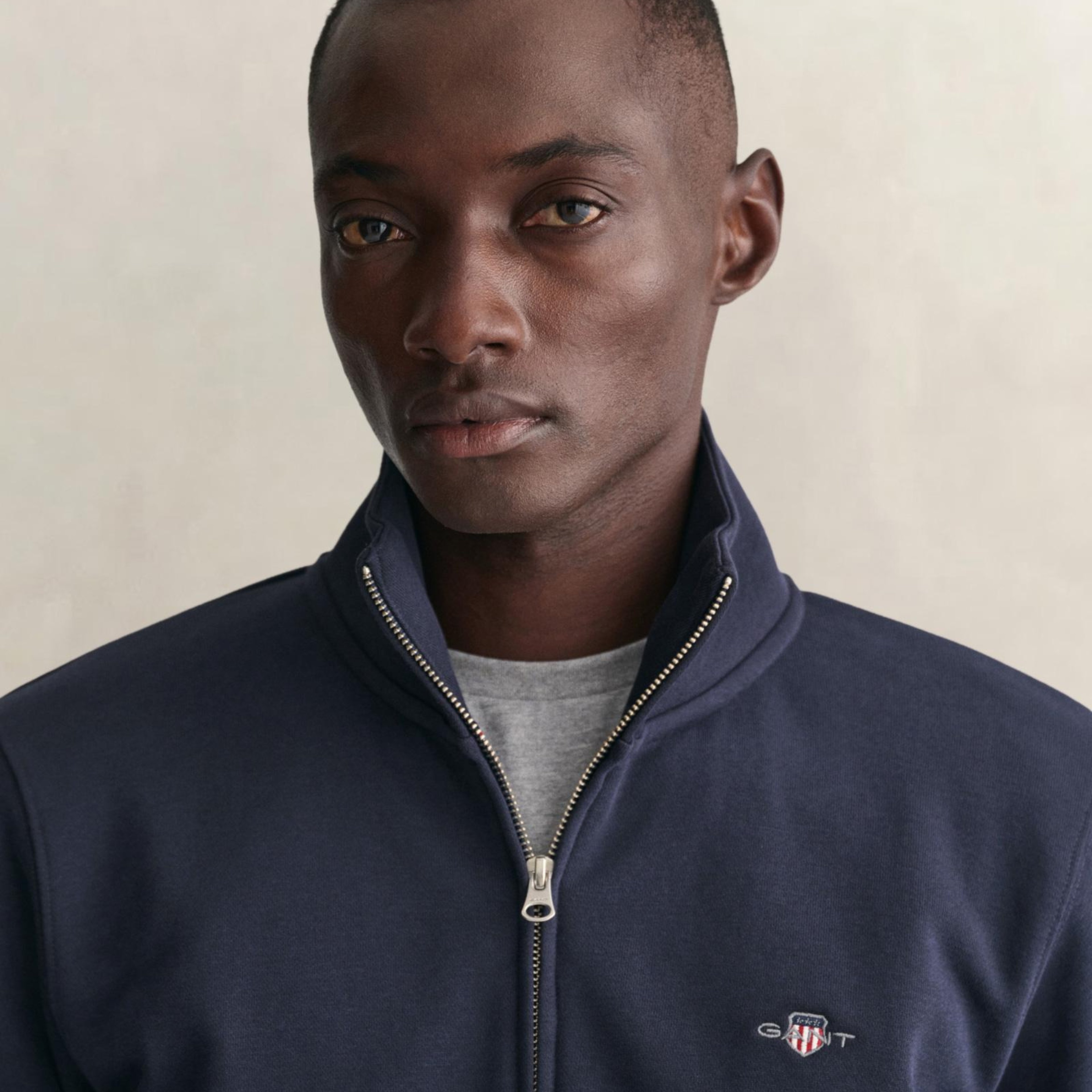 GANT Erkek Lacivert Fermuarlı Logolu Sweatshirt