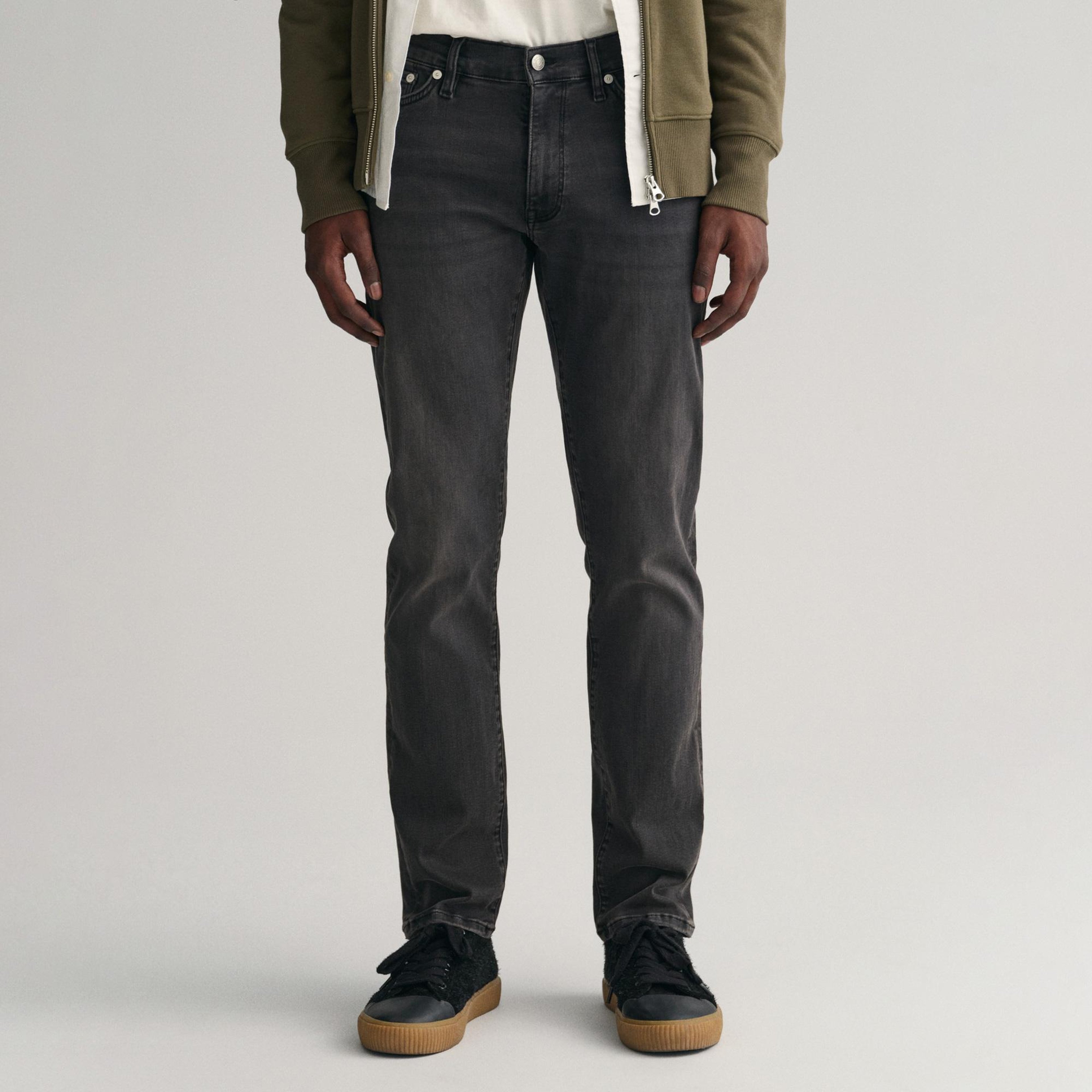 GANT Erkek Siyah Extra Slim Fit Active Recover Jean