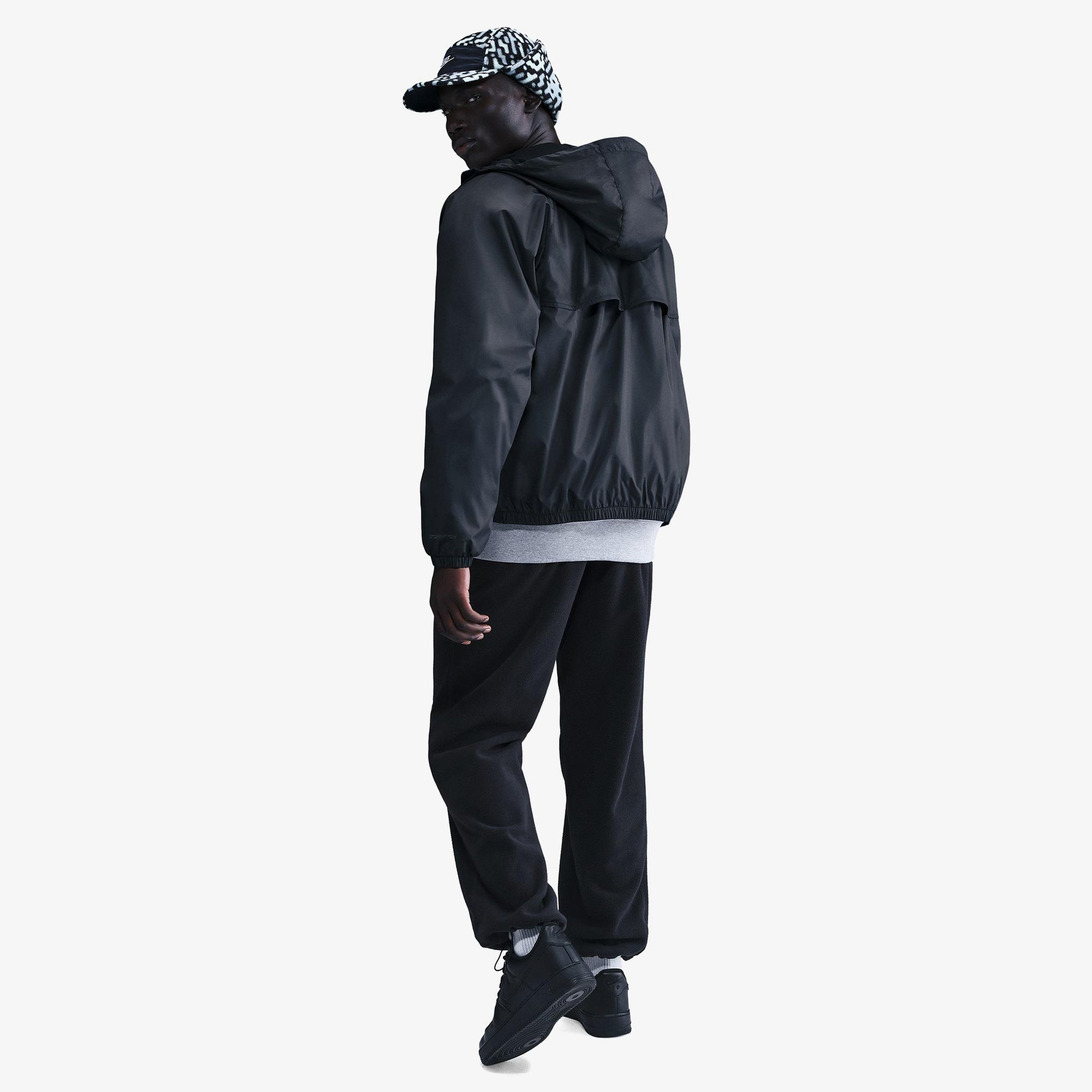 Nike Windrunner Erkek Siyah Ceket