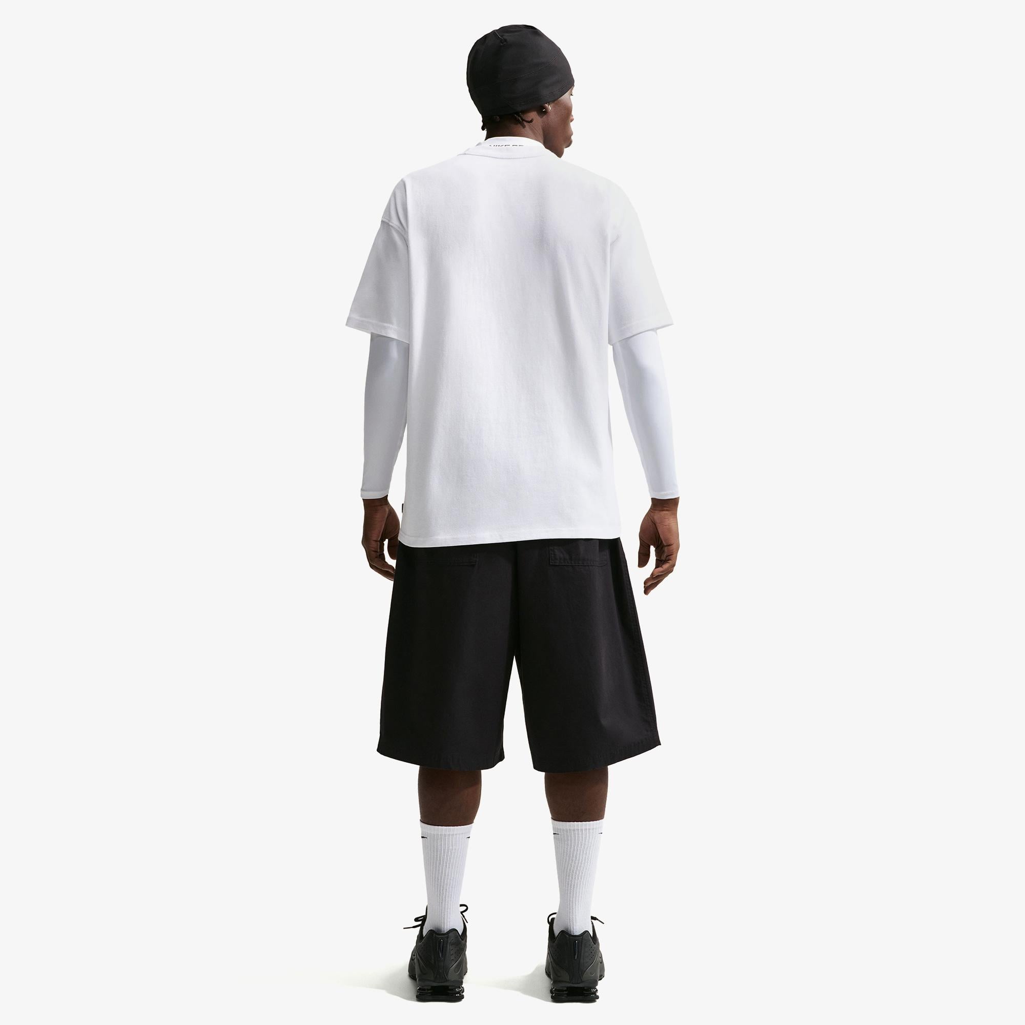 Nike Sportswear Premium Essentials Erkek Beyaz T-Shirt