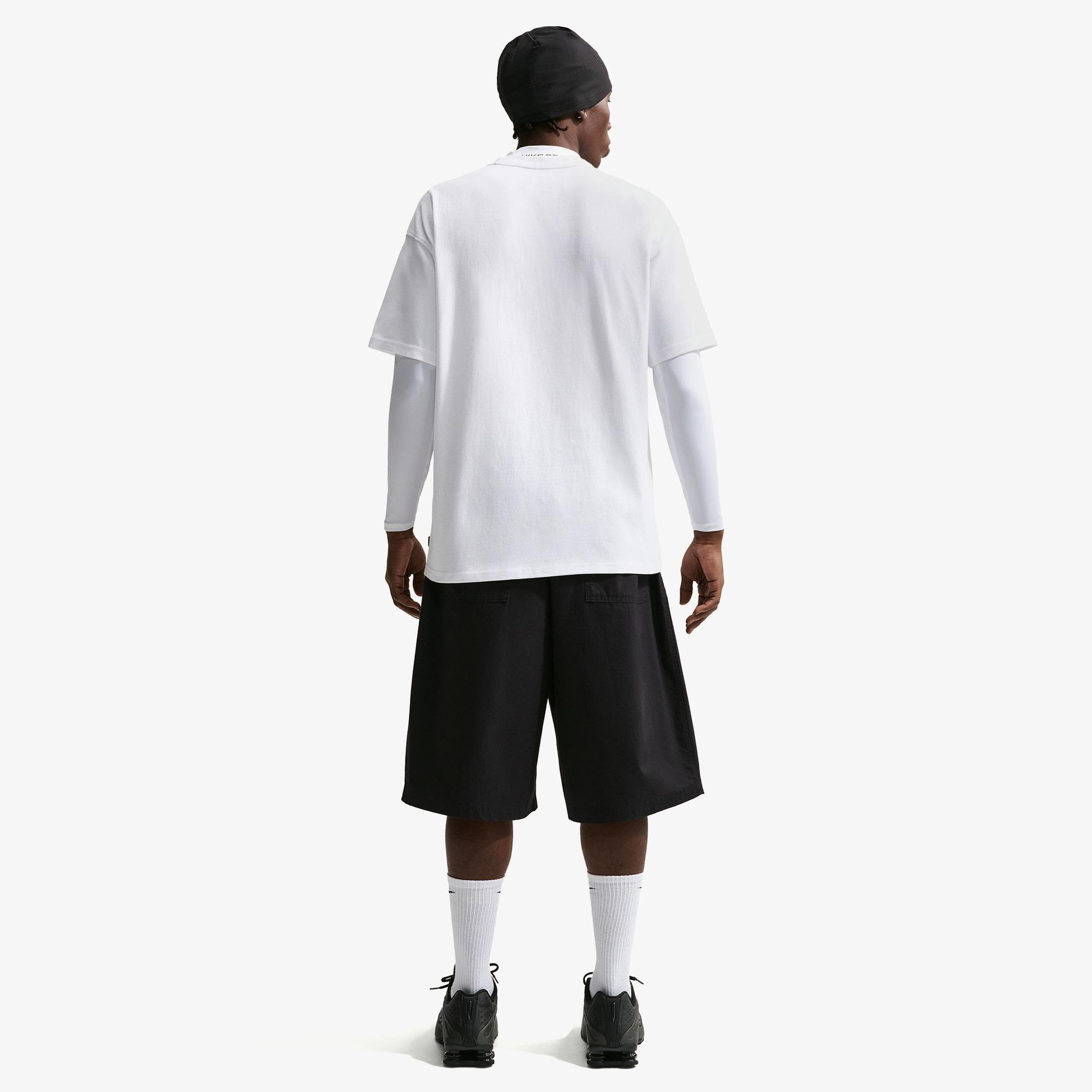 Nike Sportswear Premium Essentials Erkek Beyaz T-Shirt