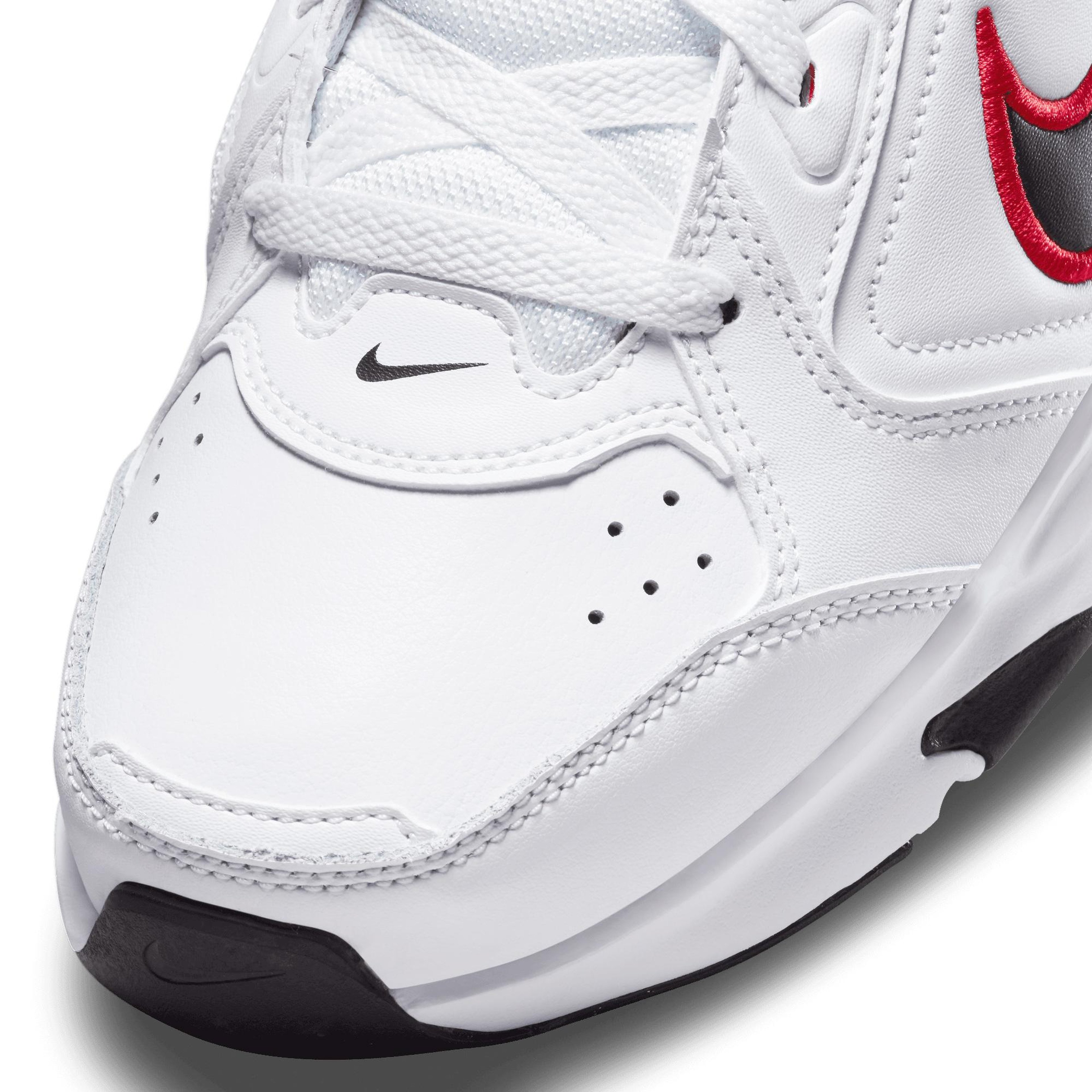Nike Defy All Day Erkek Beyaz Spor Ayakkabı