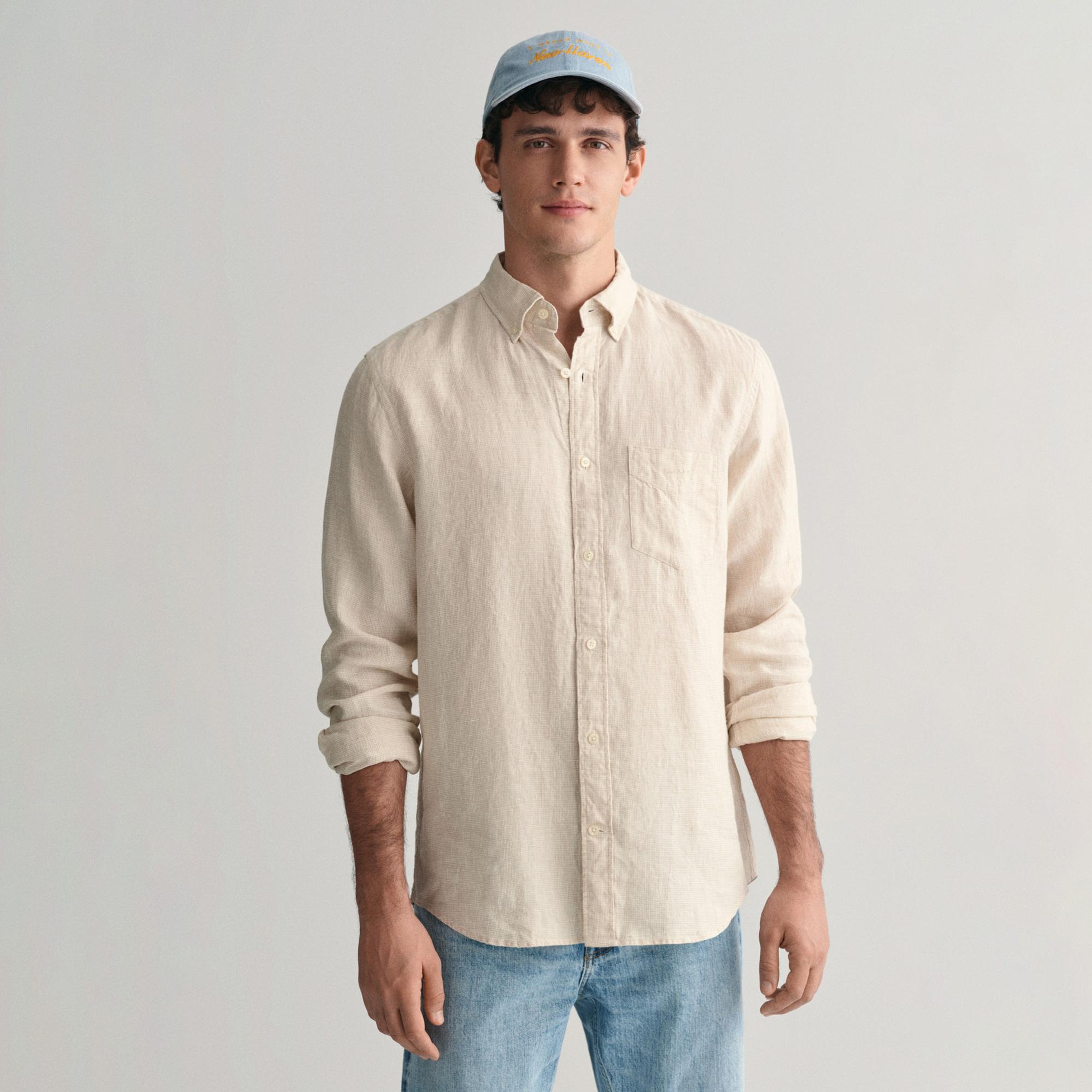 GANT Erkek Bej Regular Fit Düğmeli Yaka Kareli Keten Gömlek