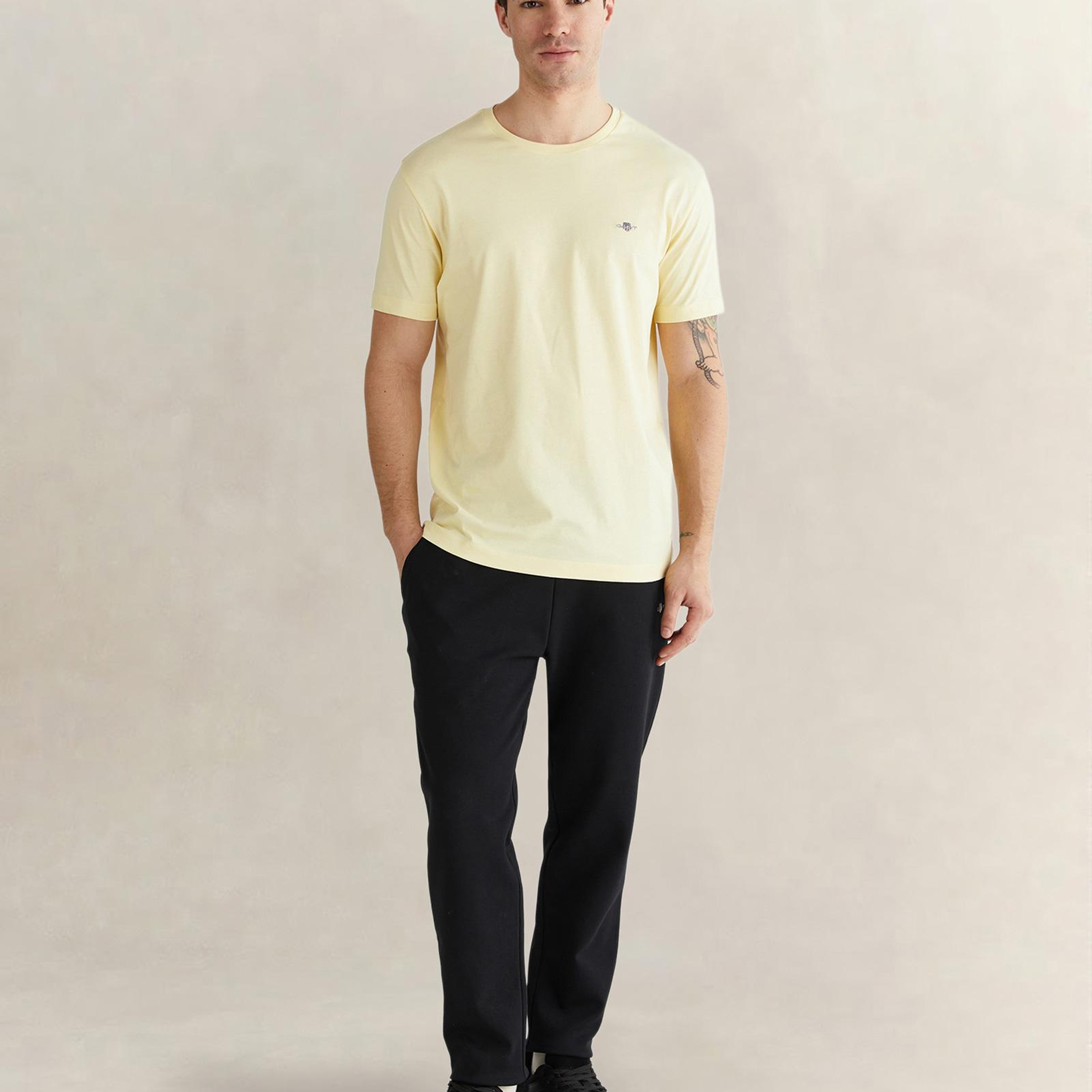 GANT Erkek Sarı Bisiklet Yaka Regular Fit Logolu T-Shirt