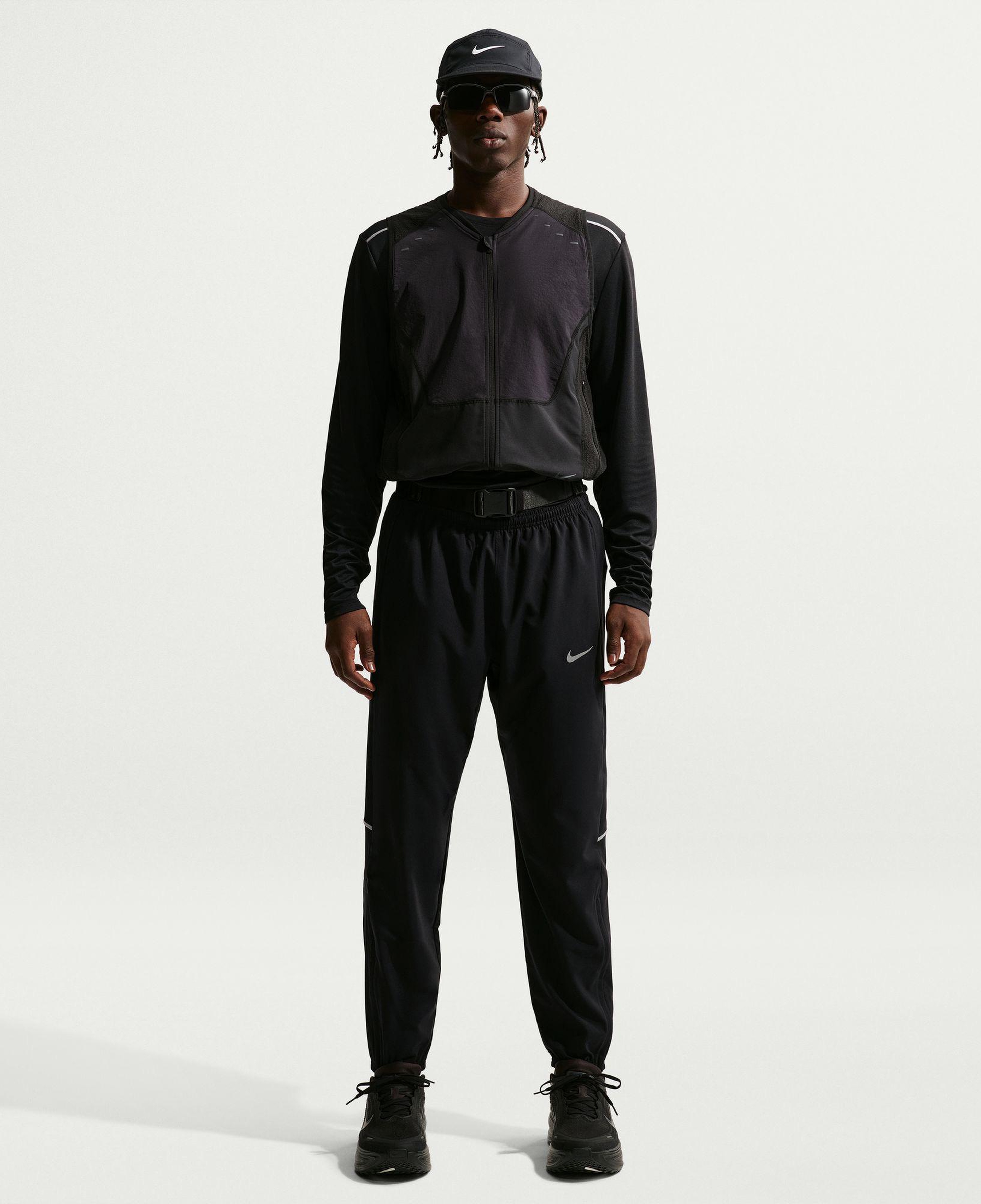 Nike Dri-Fit Miler Woven Erkek Siyah Eşofman Altı