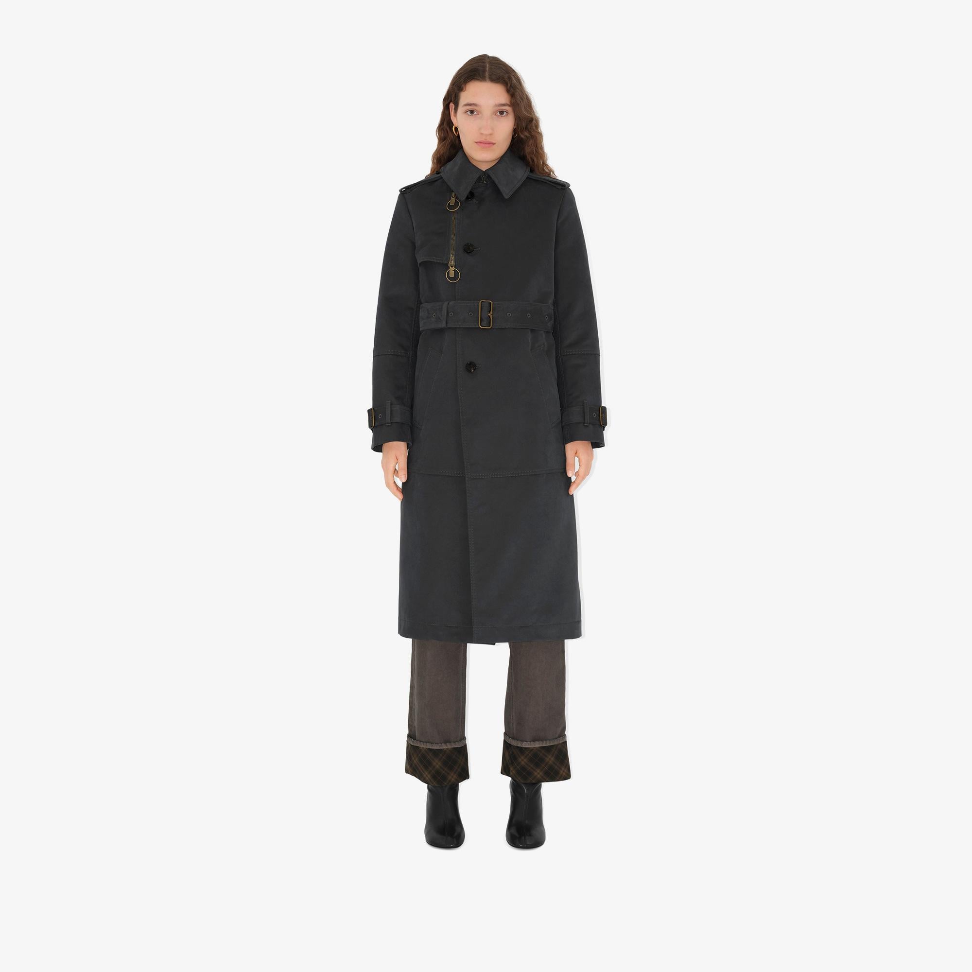 Burberry Kadın Siyah Pardesu