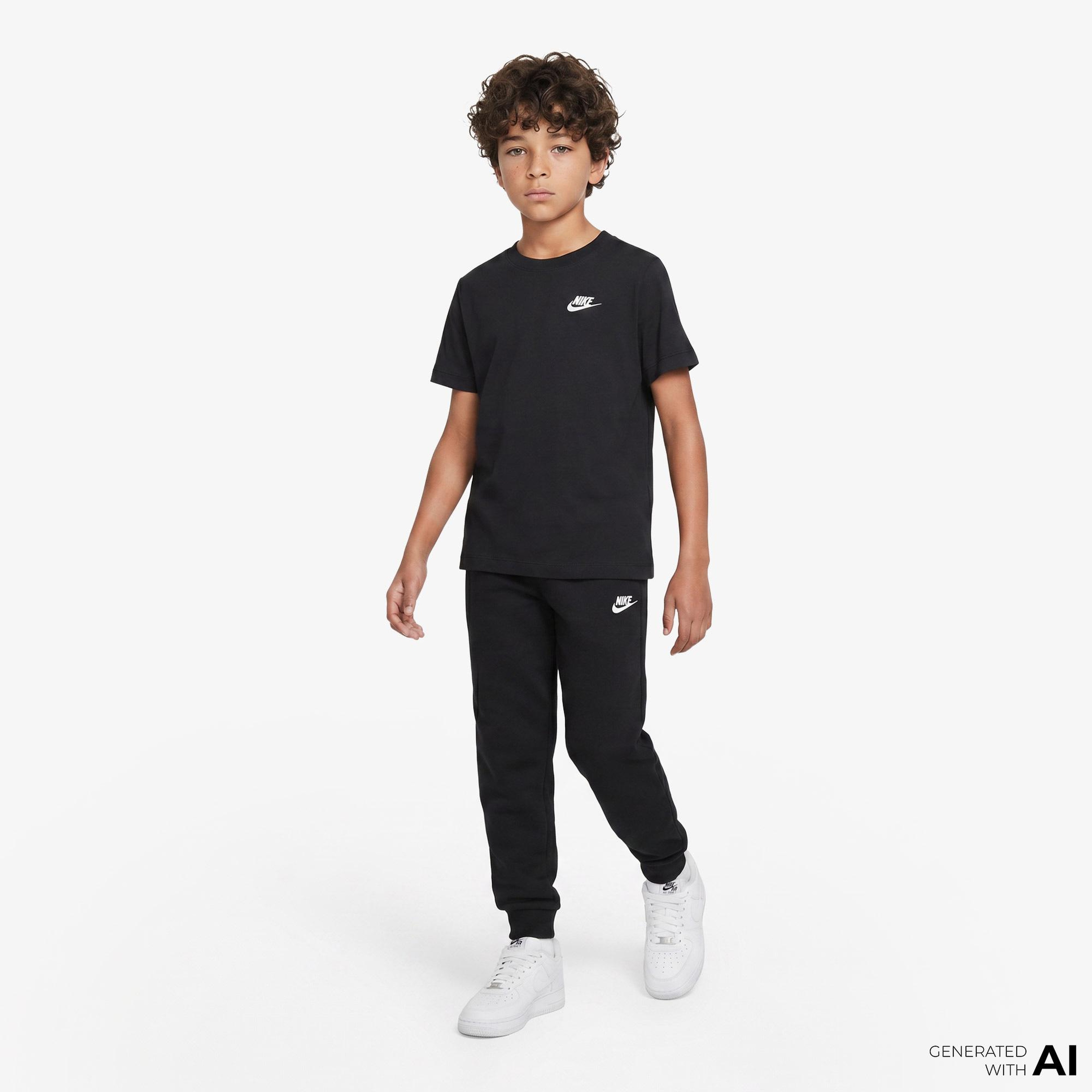 Nike Sportswear Futura Çocuk Siyah T-Shirt