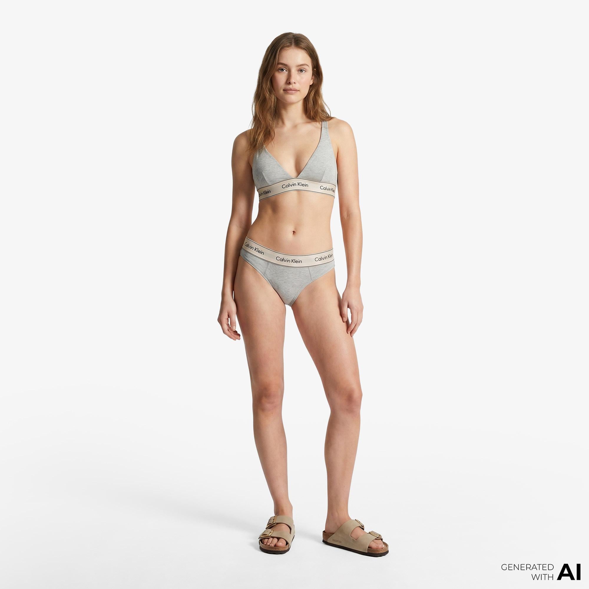 Calvin Klein Kadın Gri Külot