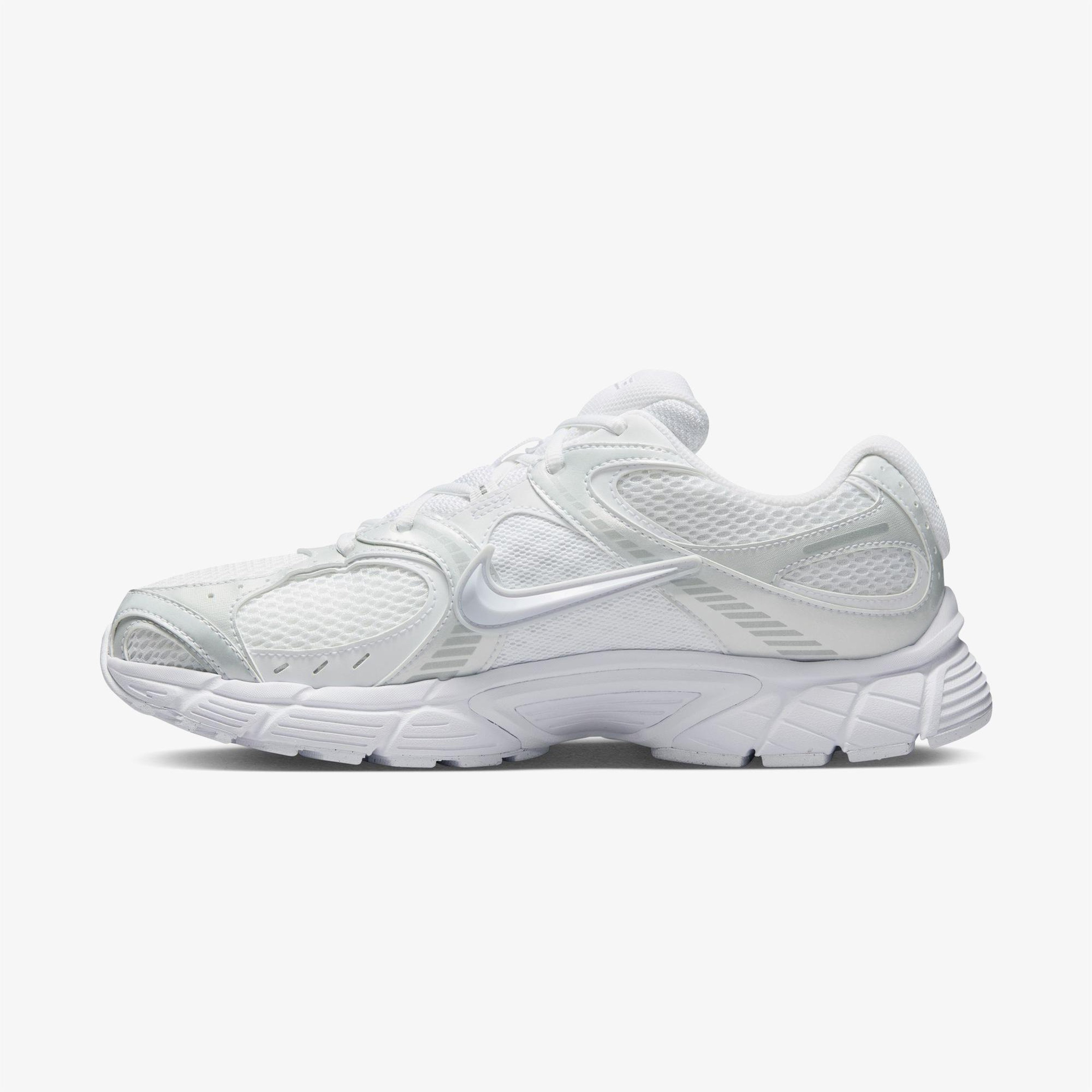 Nike V5 RNR Erkek Beyaz Spor Ayakkabı
