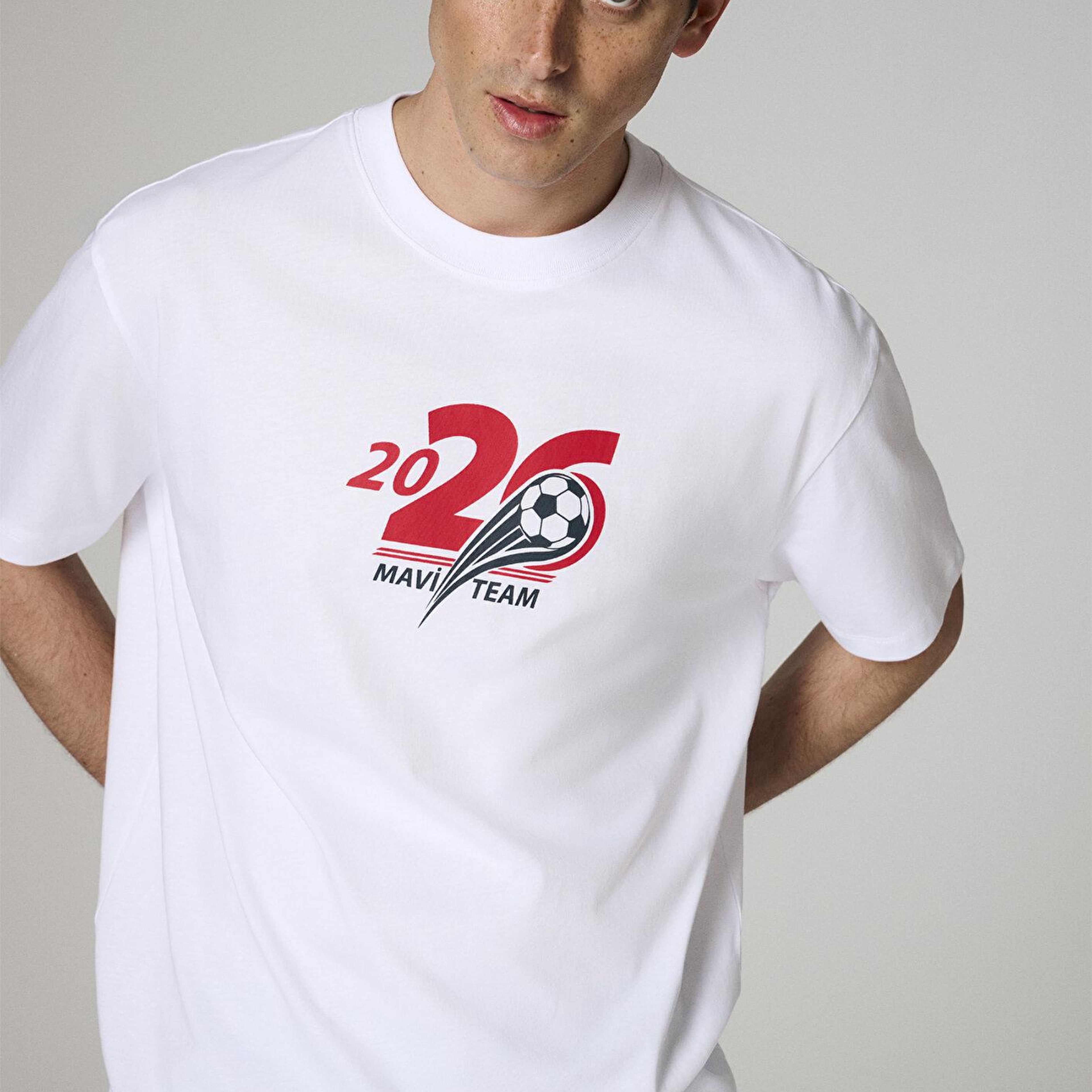 Mavi Team Mavi Futbol Koleksiyonu Baskılı Beyaz Tişört Loose Fit / Bol Rahat Kesim 0620253-620
