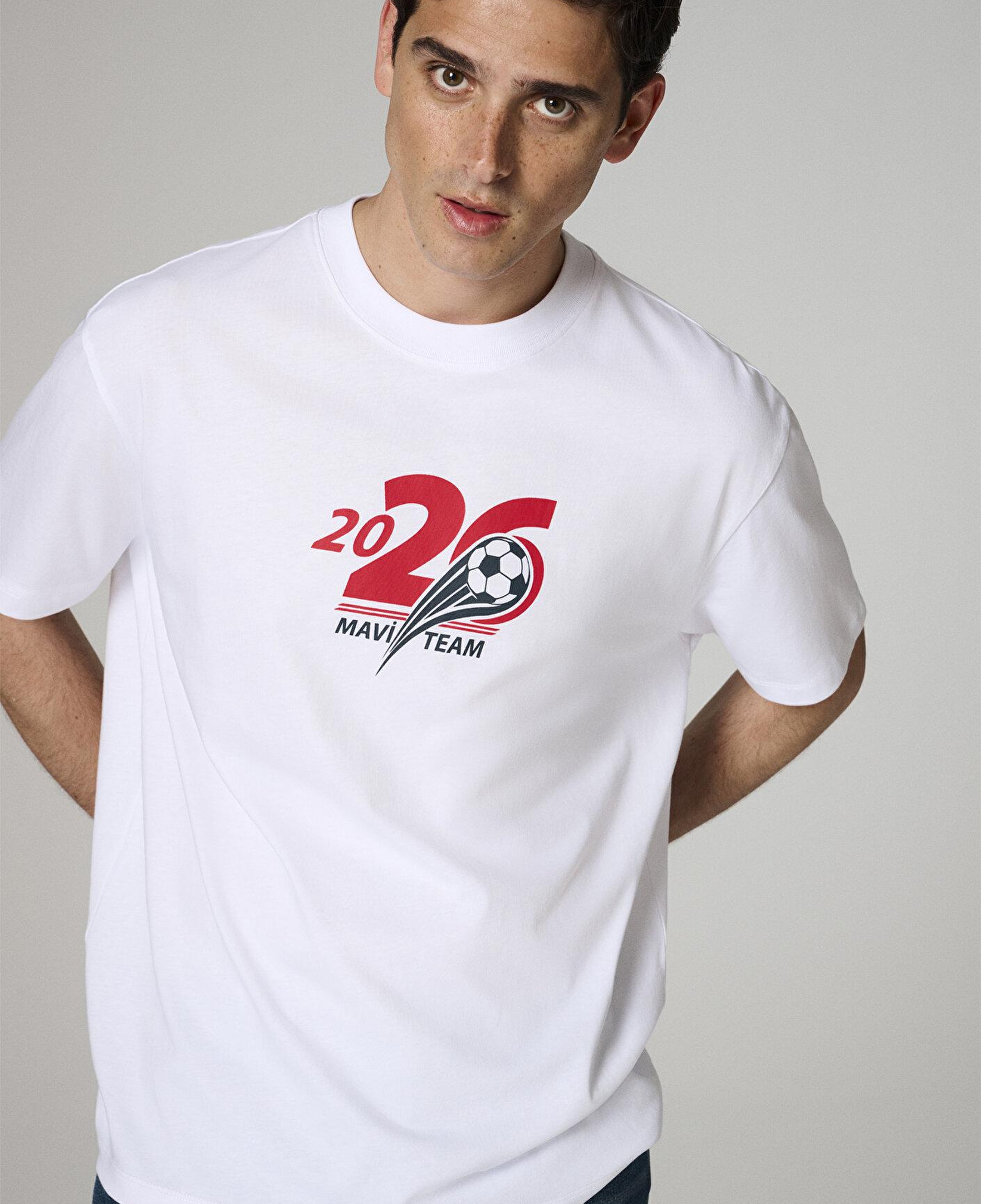 Mavi Team Mavi Futbol Koleksiyonu Baskılı Beyaz Tişört Loose Fit / Bol Rahat Kesim 0620253-620