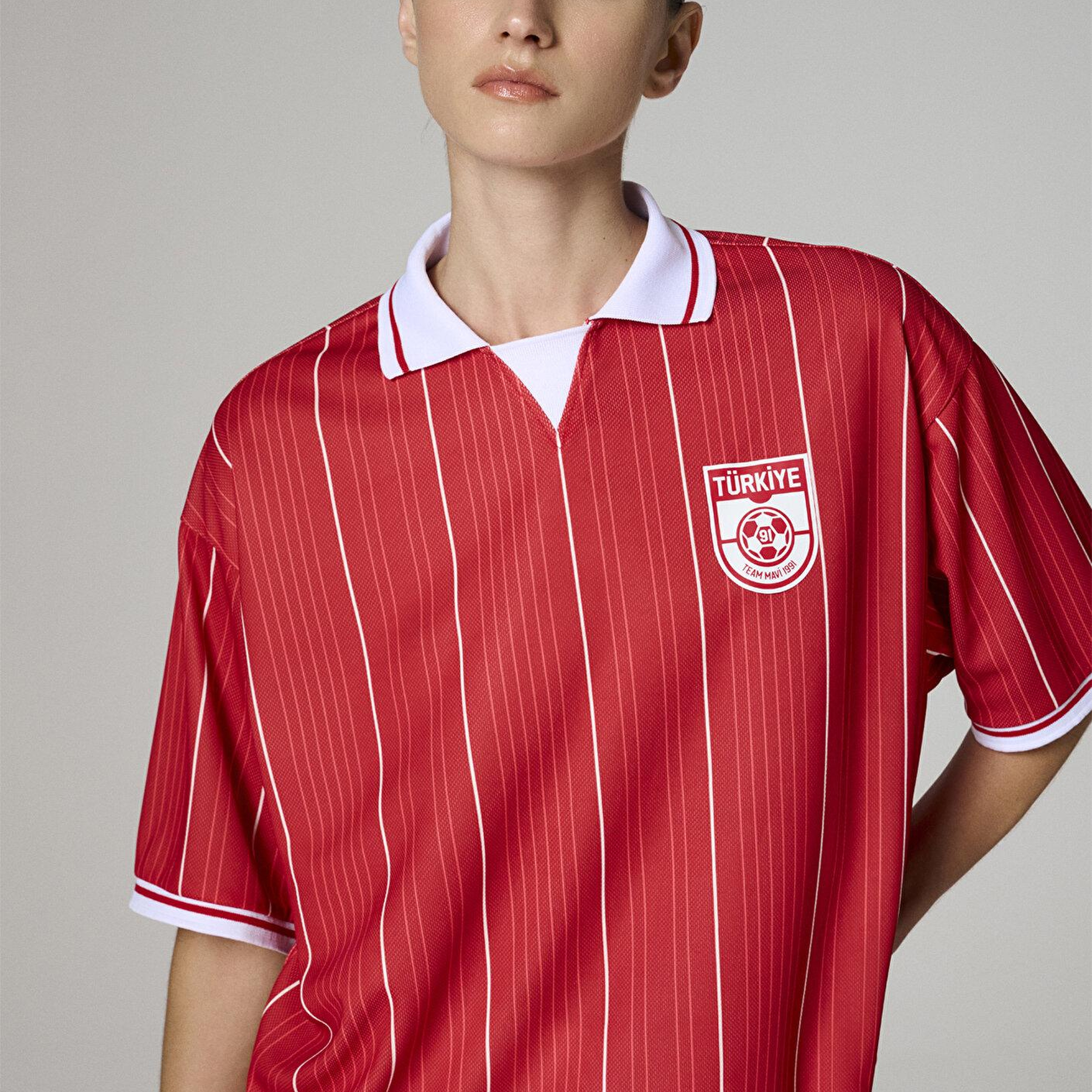 Mavi Team Mavi Futbol Koleksiyonu Türkiye Baskılı Kırmızı Forma Tişört Oversize / Geniş Kesim 1620324-A7304