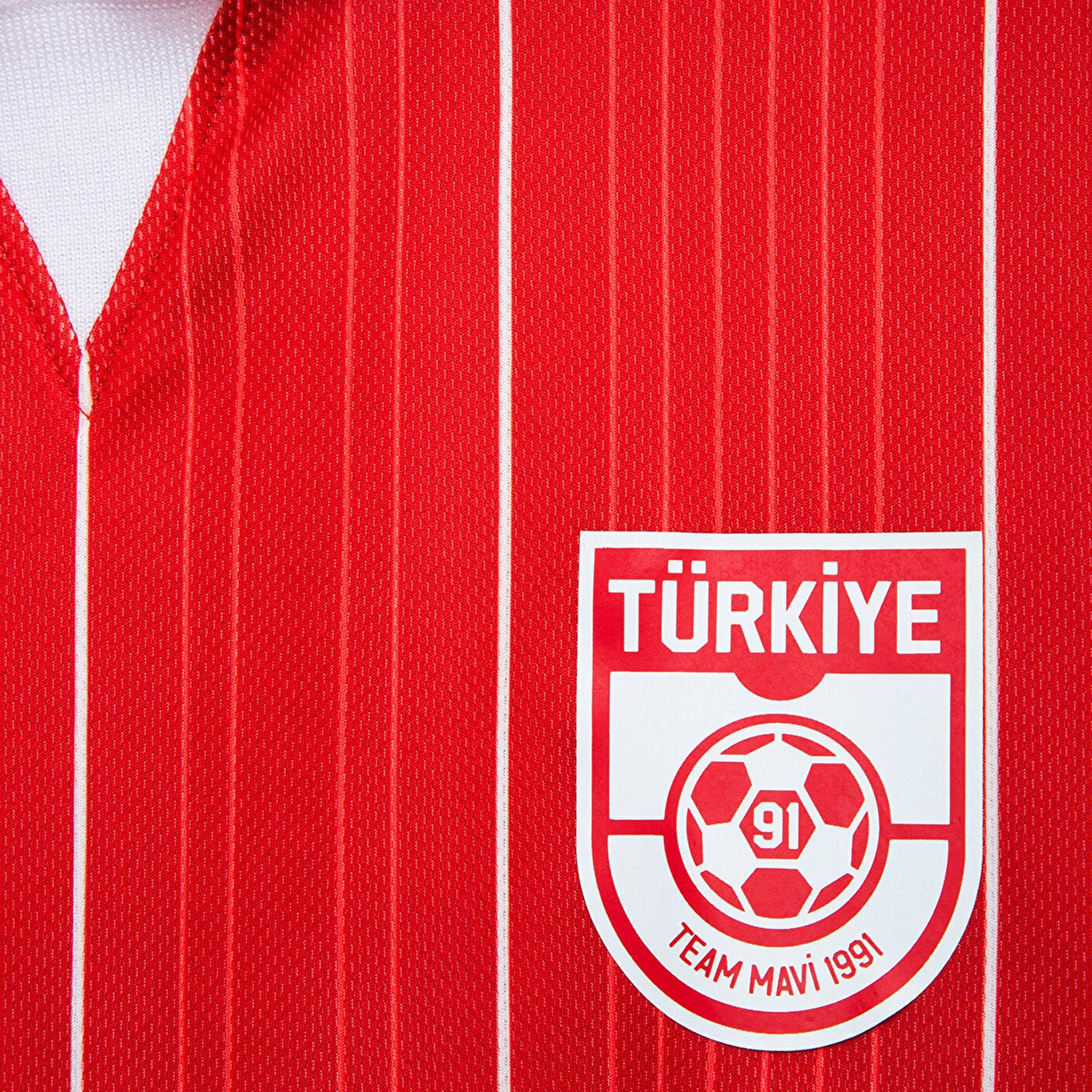 Mavi Team Mavi Futbol Koleksiyonu Türkiye Baskılı Kırmızı Forma Tişört Oversize / Geniş Kesim 1620324-A7304