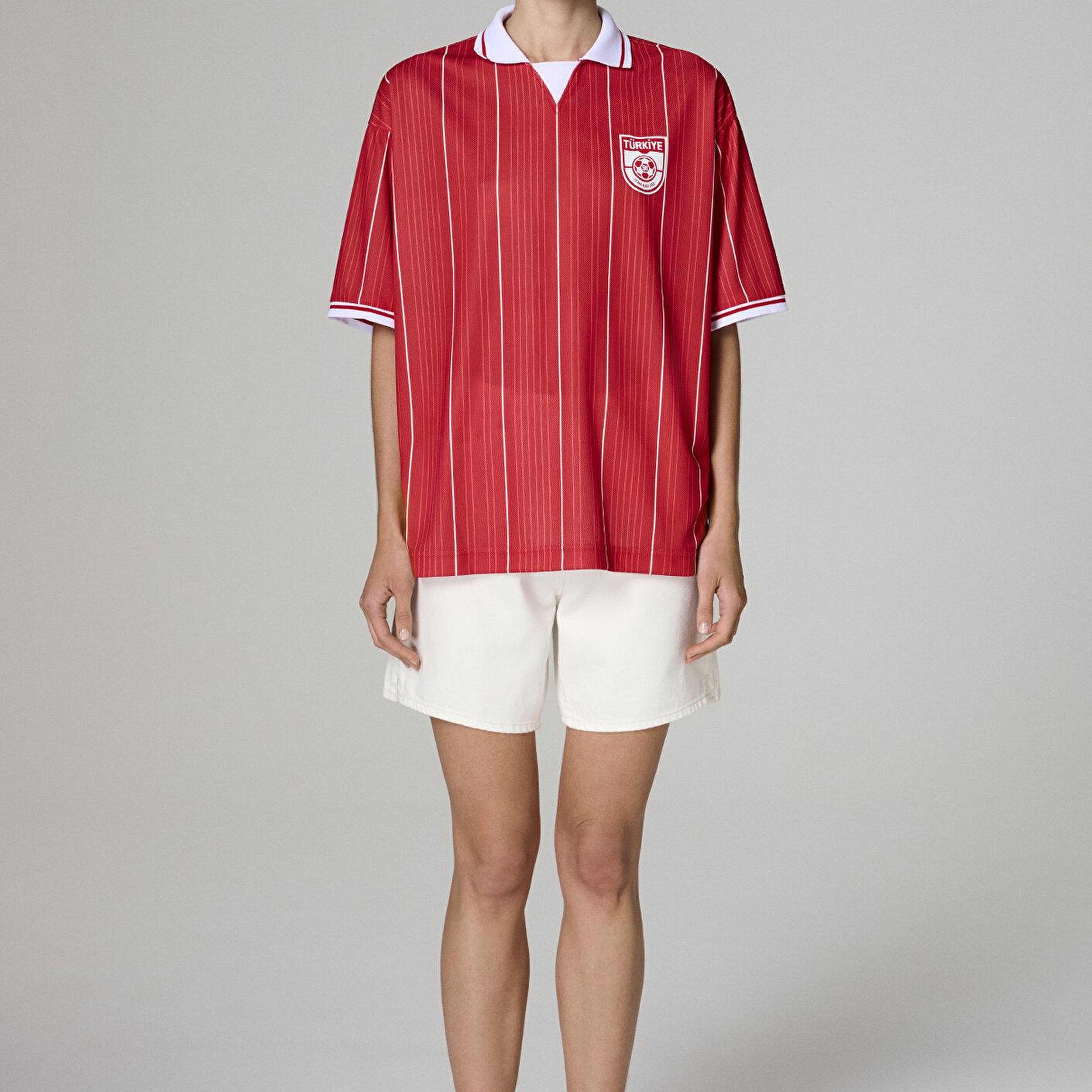 Mavi Team Mavi Futbol Koleksiyonu Türkiye Baskılı Kırmızı Forma Tişört Oversize / Geniş Kesim 1620324-A7304