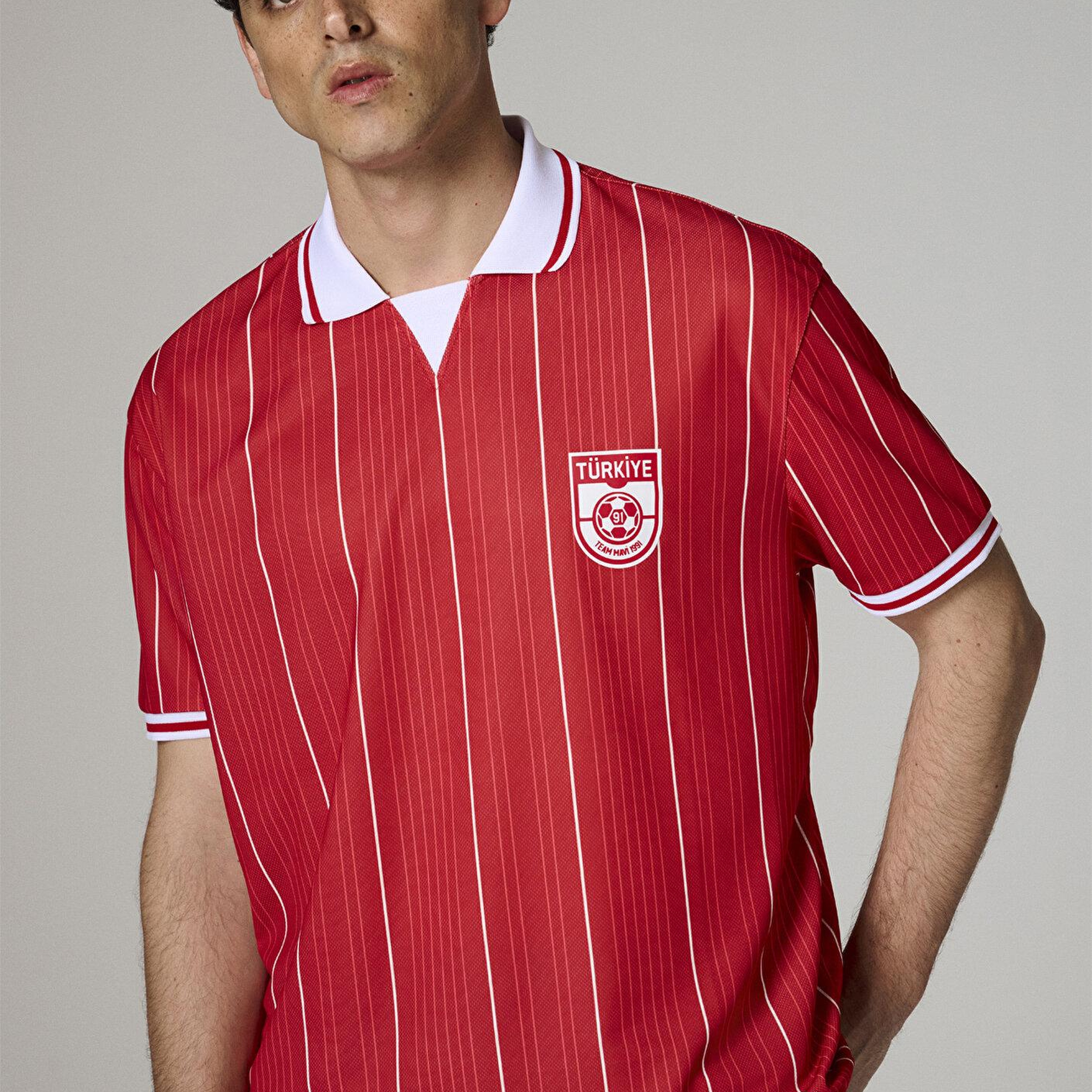 Mavi Team Mavi Futbol Koleksiyonu Türkiye Baskılı Kırmızı Erkek Forma Tişört Loose Fit / Bol Rahat Kesim 0620242-70477