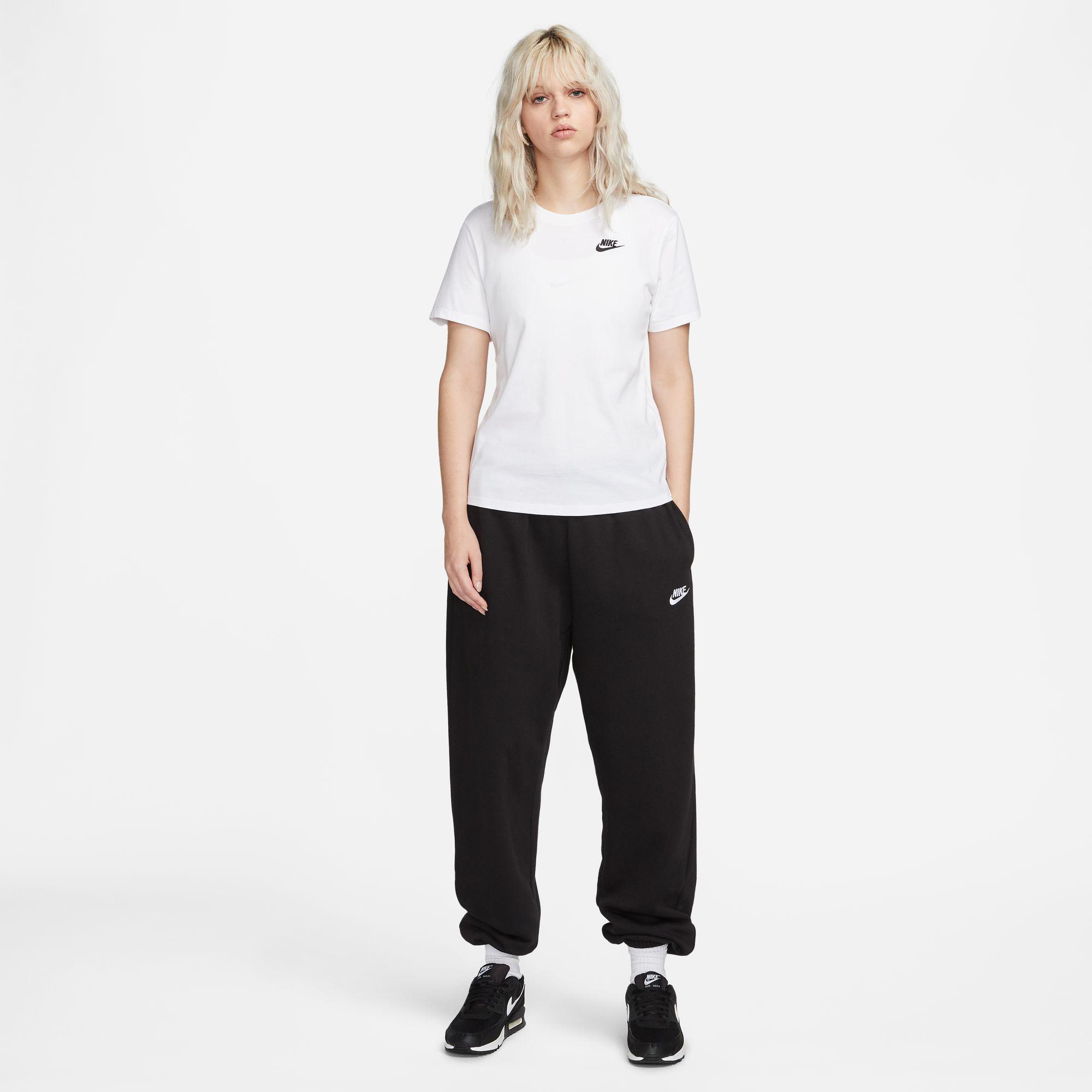 Nike Sportswear Club Kadın Beyaz T-Shirt