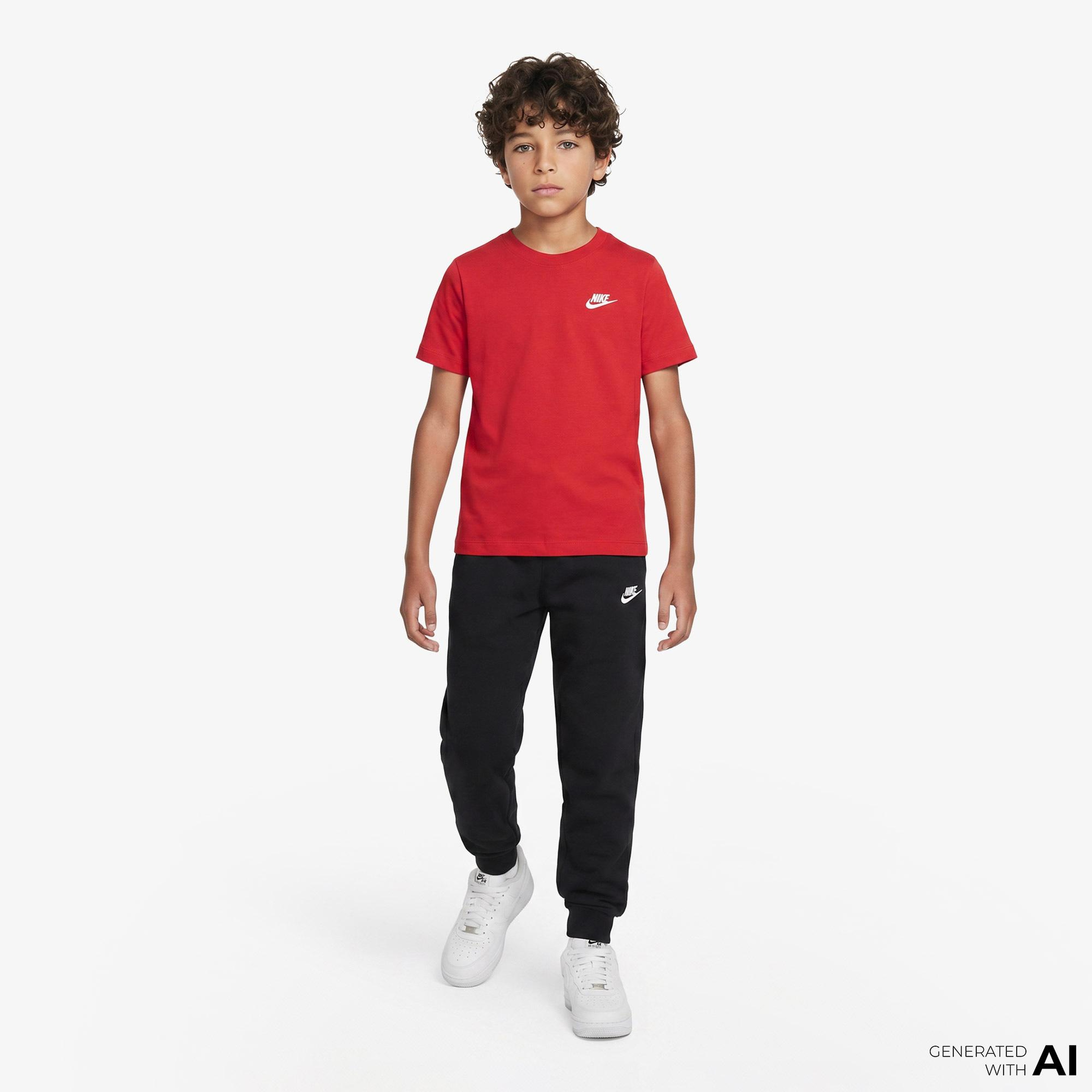 Nike Sportswear Futura Çocuk Kırmızı T-Shirt