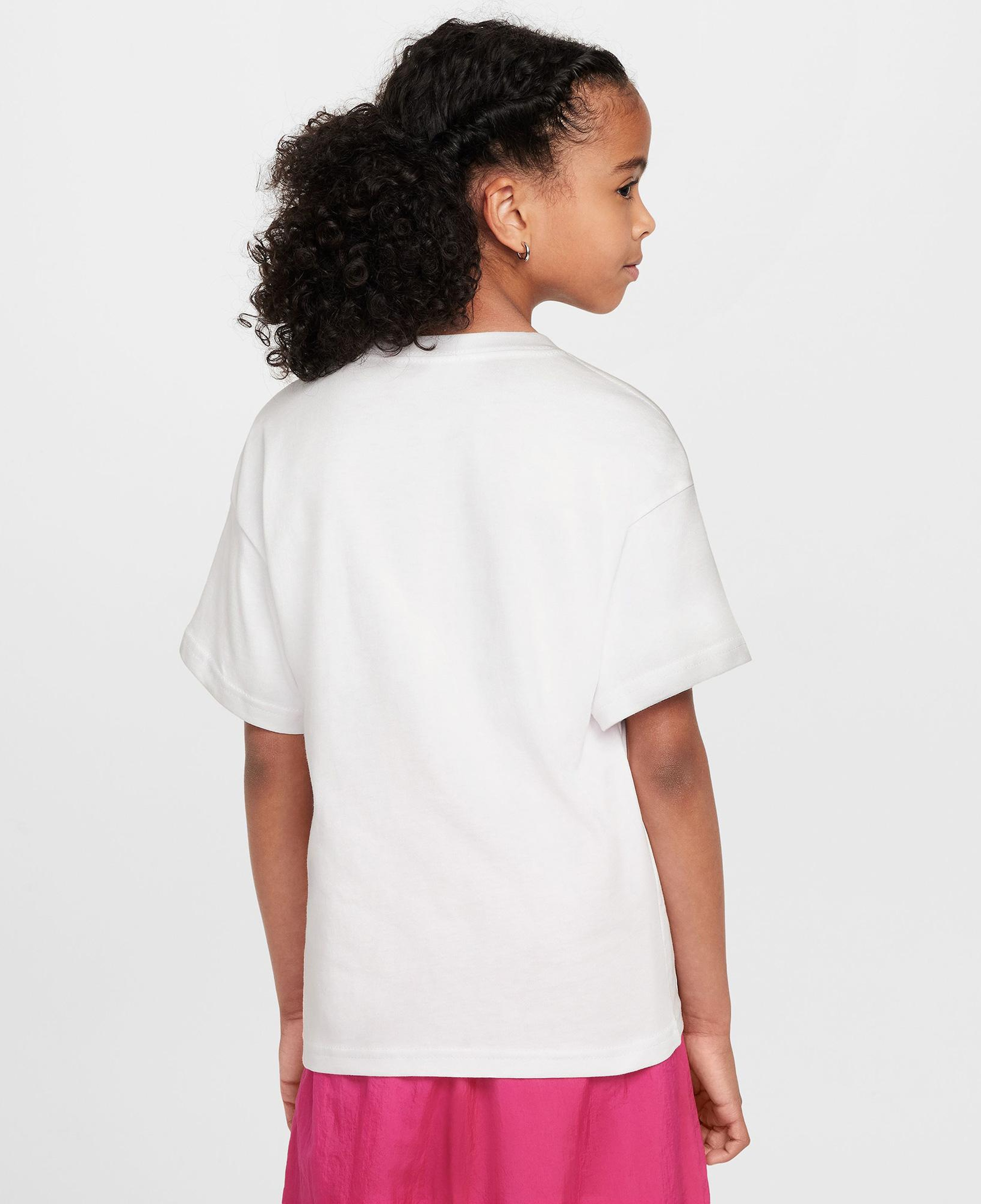 Nike Sportswear Essentials Çocuk Beyaz T-Shirt