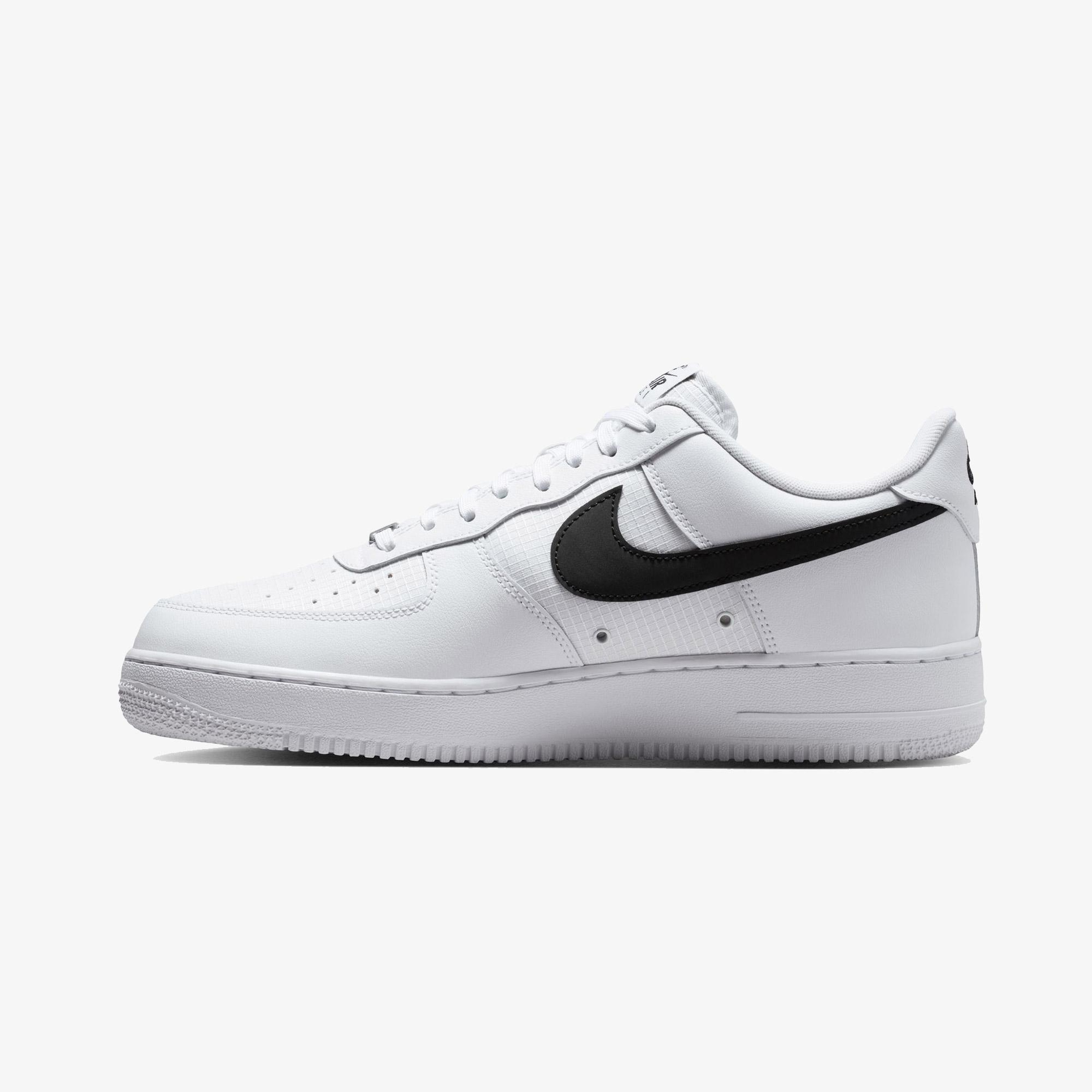 Nike Air Force 1 '07 LV8 Erkek Beyaz Spor Ayakkabı