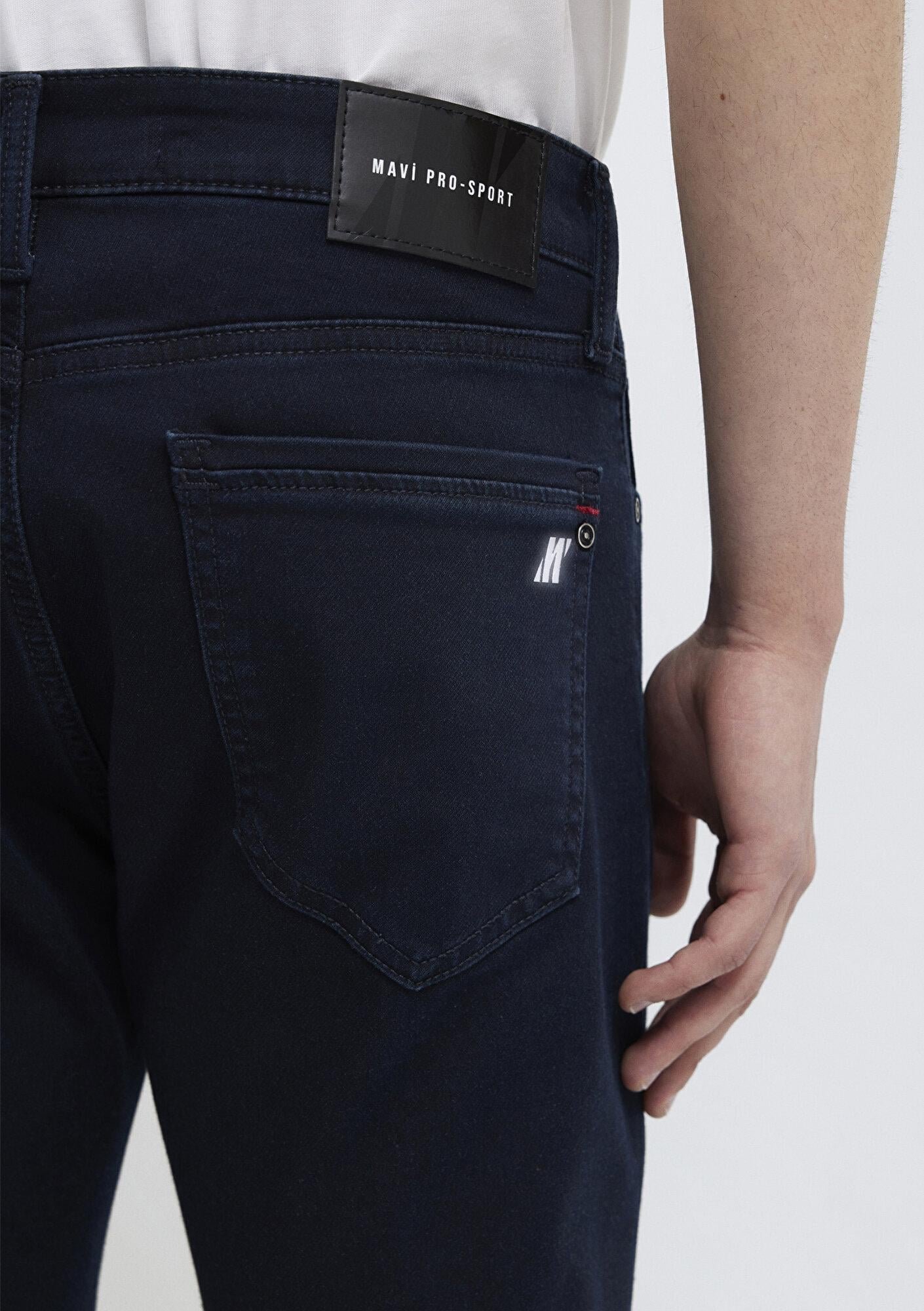 Mavi Martin Pro Sport Koyu Mürekkep Mavi Jean Pantolon 00378A1740