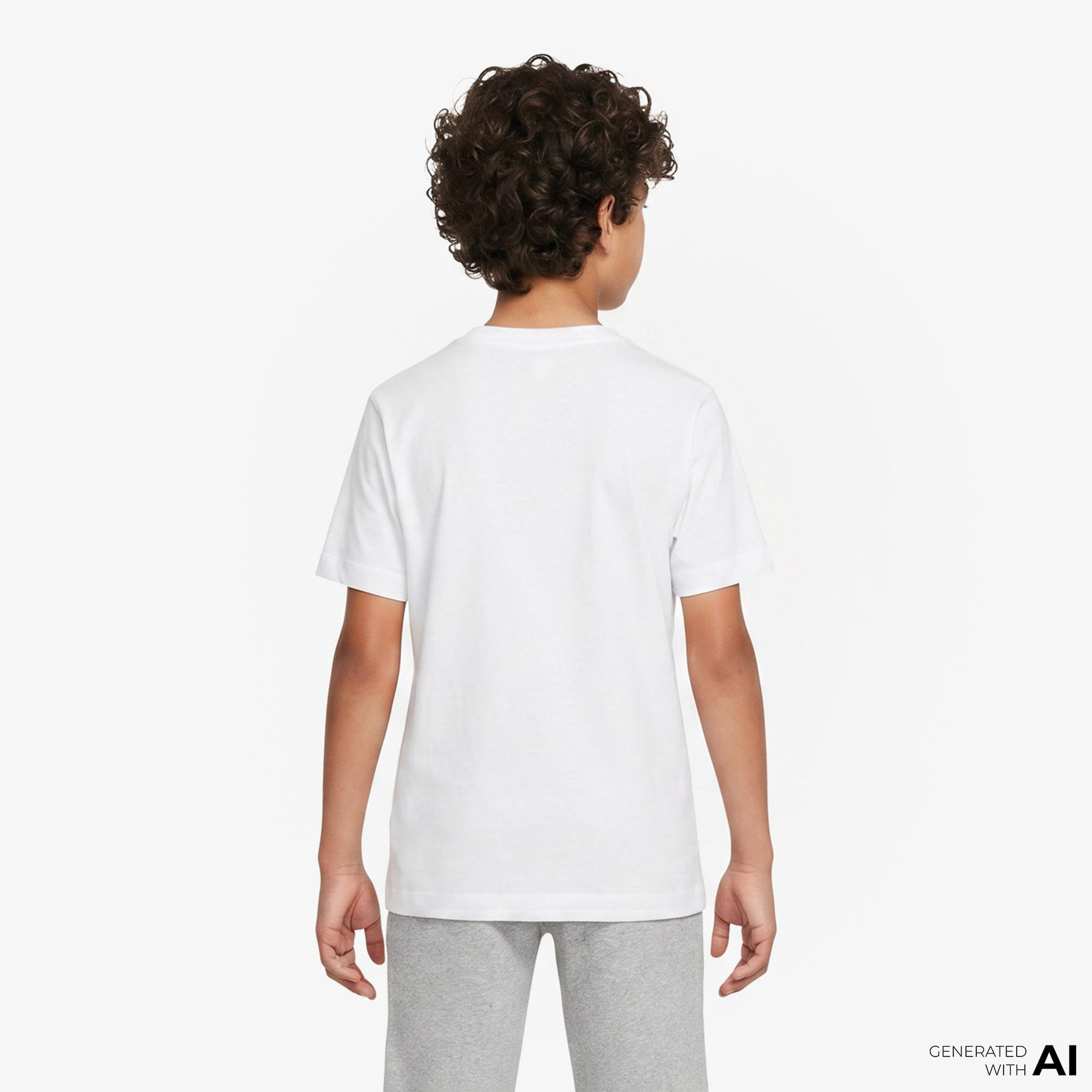 Nike Sportswear Futura Çocuk Beyaz T-Shirt
