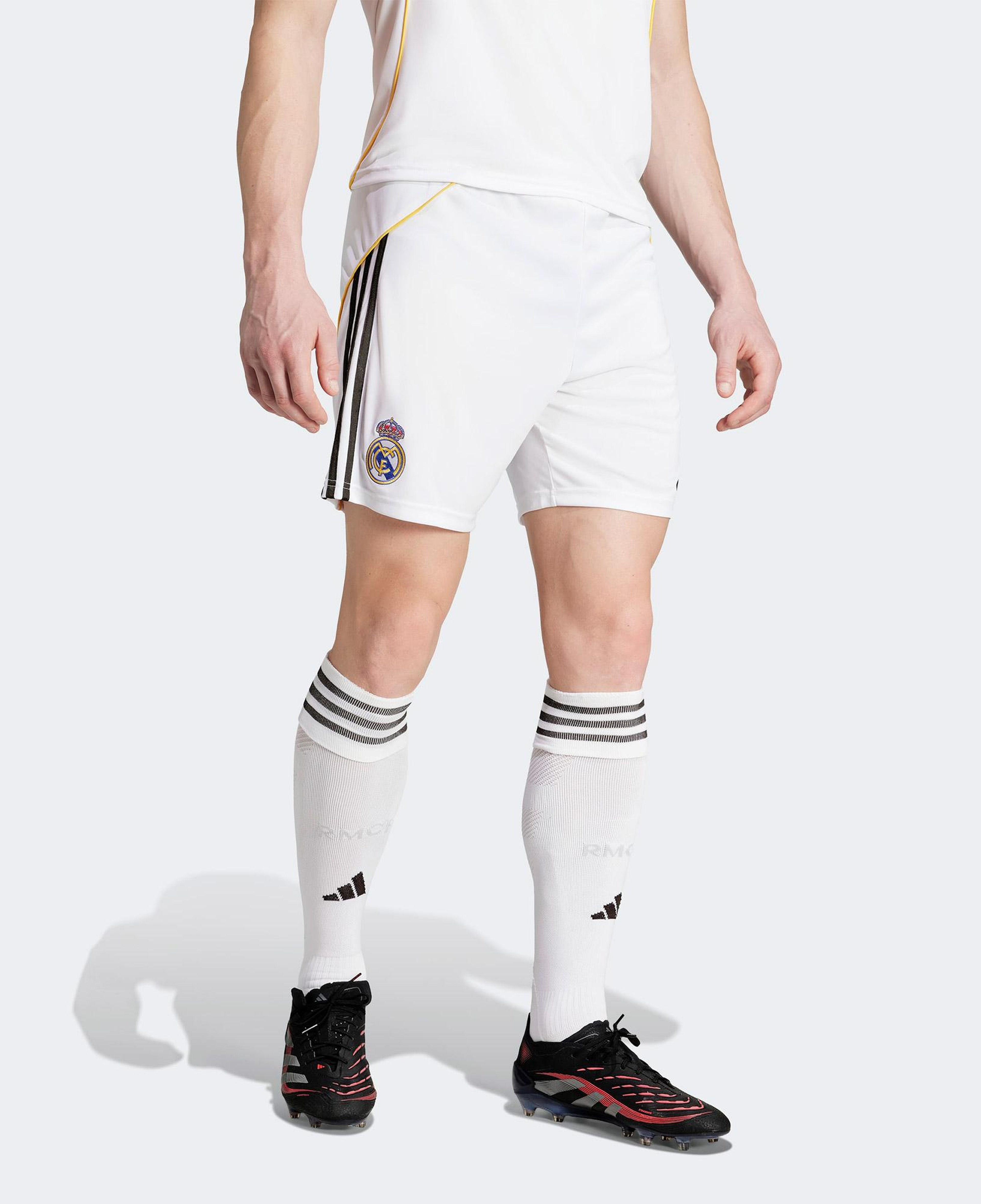 adidas Real Madrid 25-26 Home Erkek Beyaz Futbol Şortu