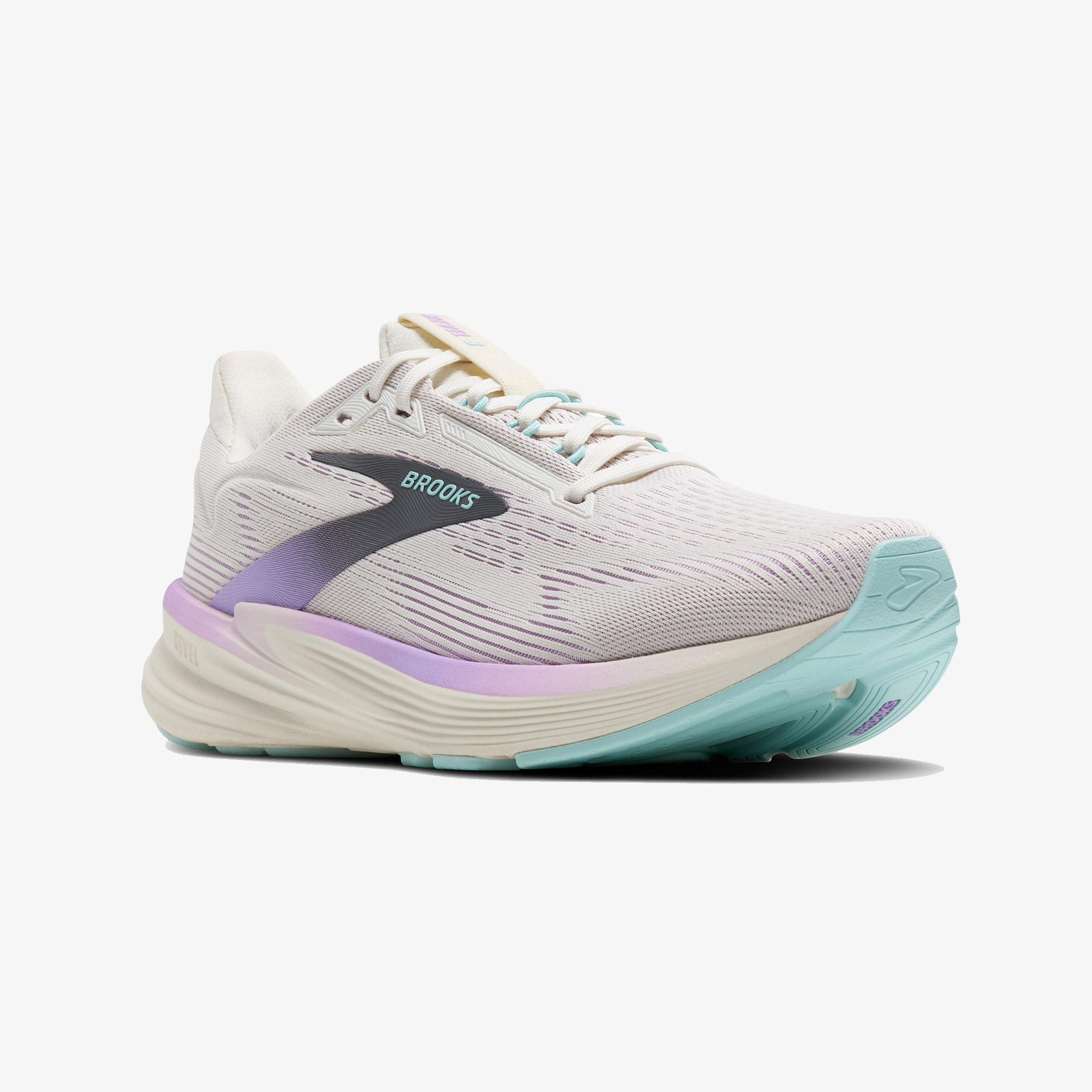 Brooks Revel 8 Kadın Beyaz Koşu Ayakkabısı