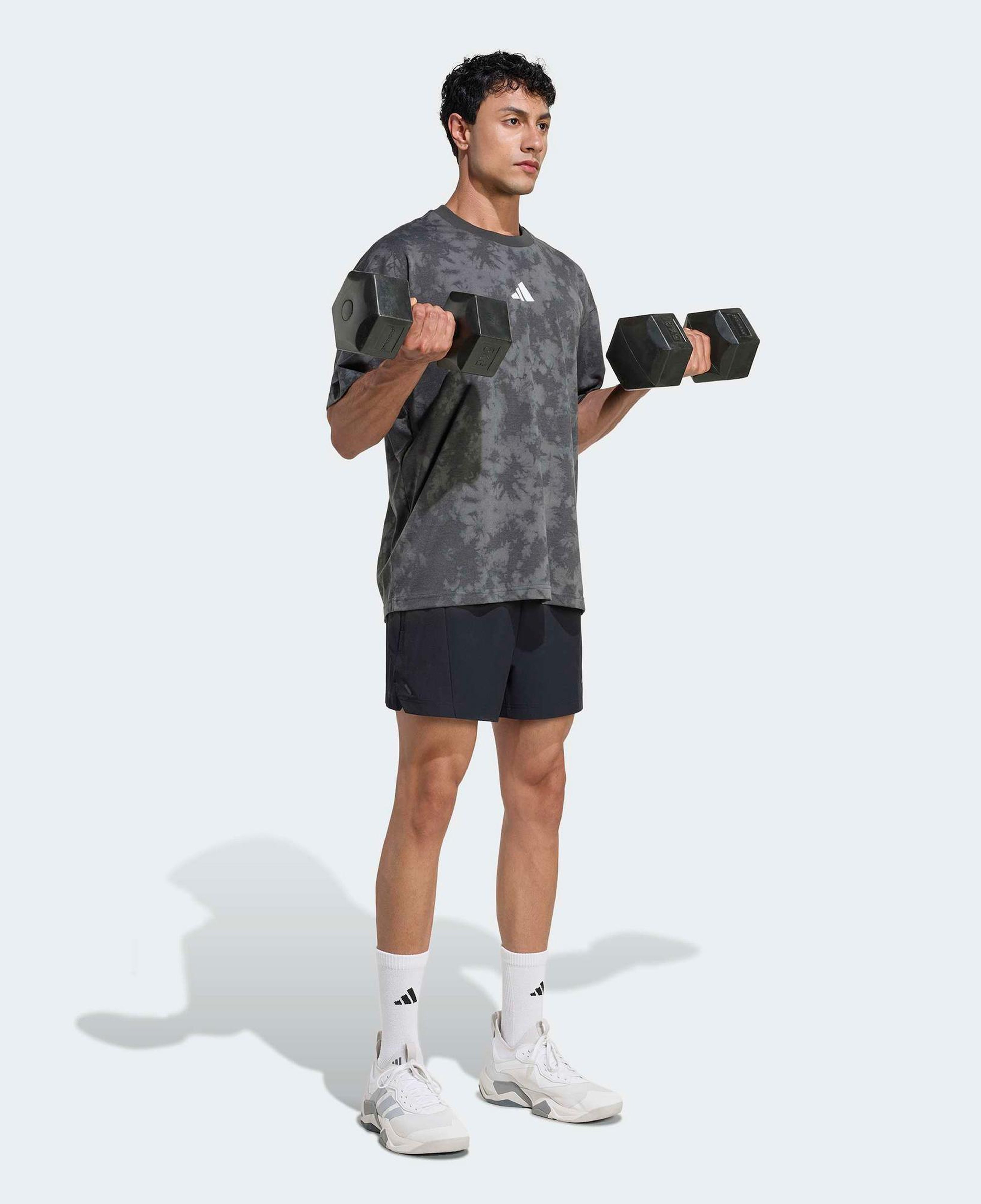 adidas Fun Training Grafik Erkek Siyah Antrenman T-Shirt