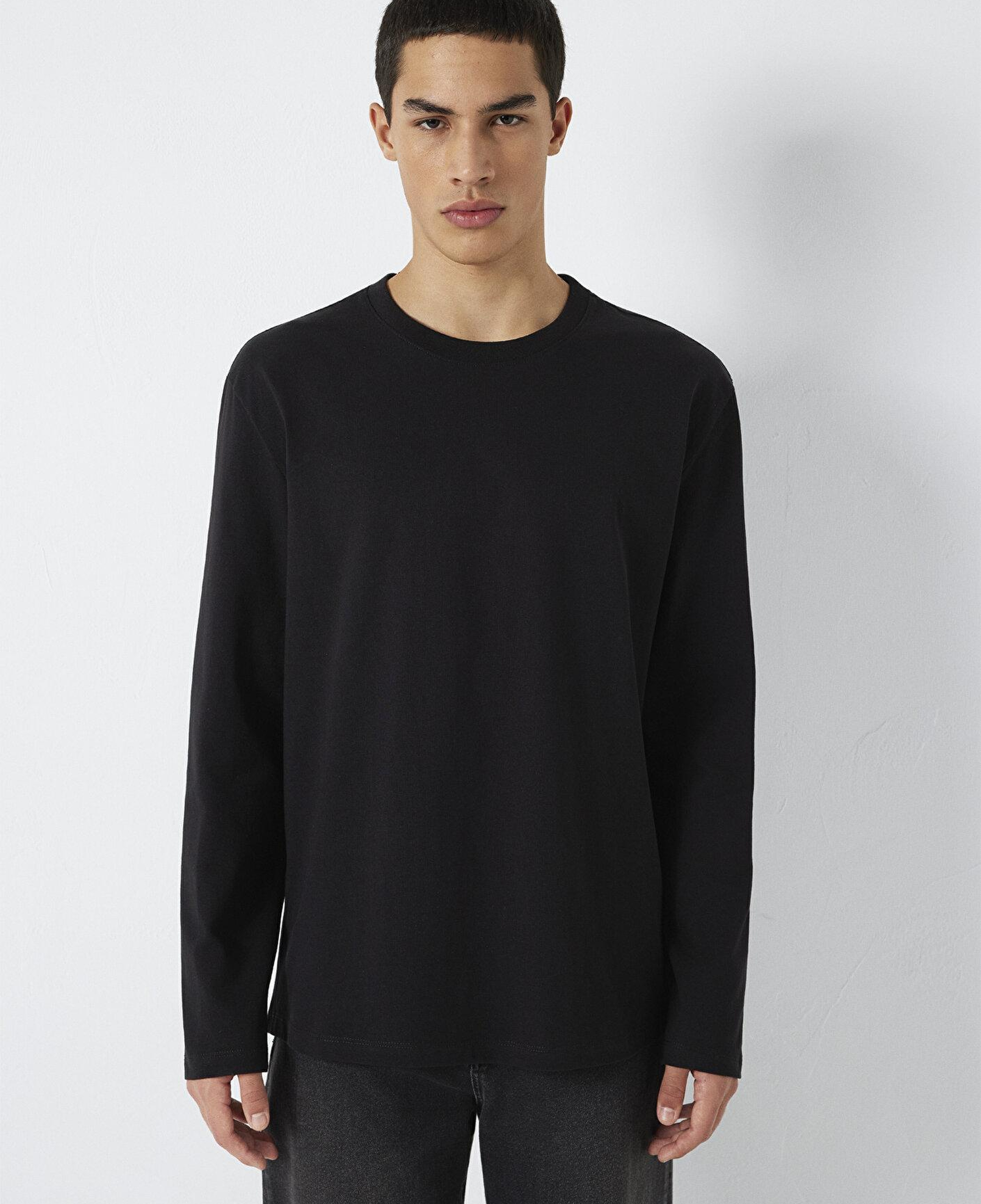 Mavi Uzun Kollu Siyah Basic Tişört Loose Fit / Bol Rahat Kesim 0613170-900
