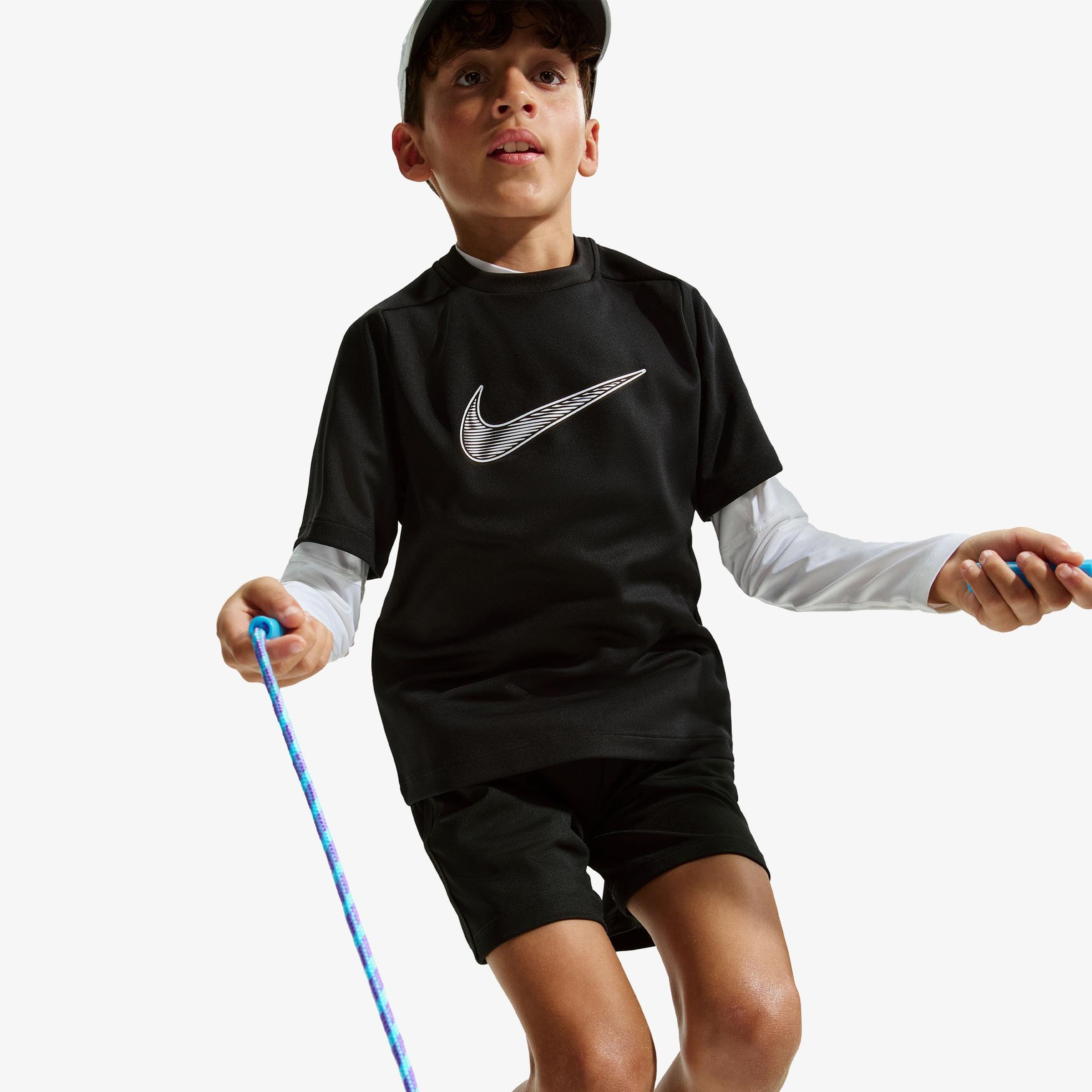 Nike Dri-Fit Multi Çocuk Siyah T-Shirt