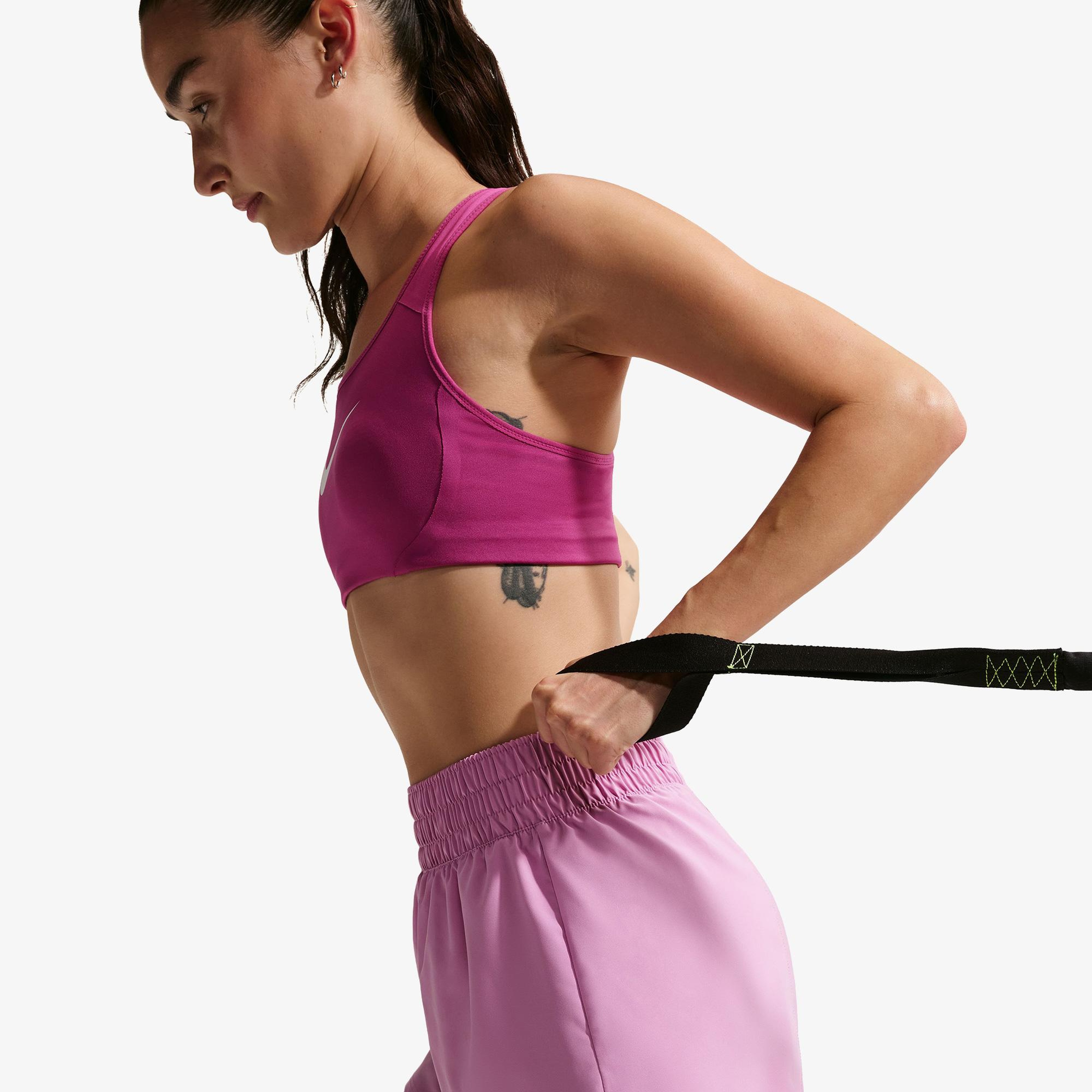 Nike Dri-Fit One Yüksek Belli 8 cm Kadın Pembe Şort