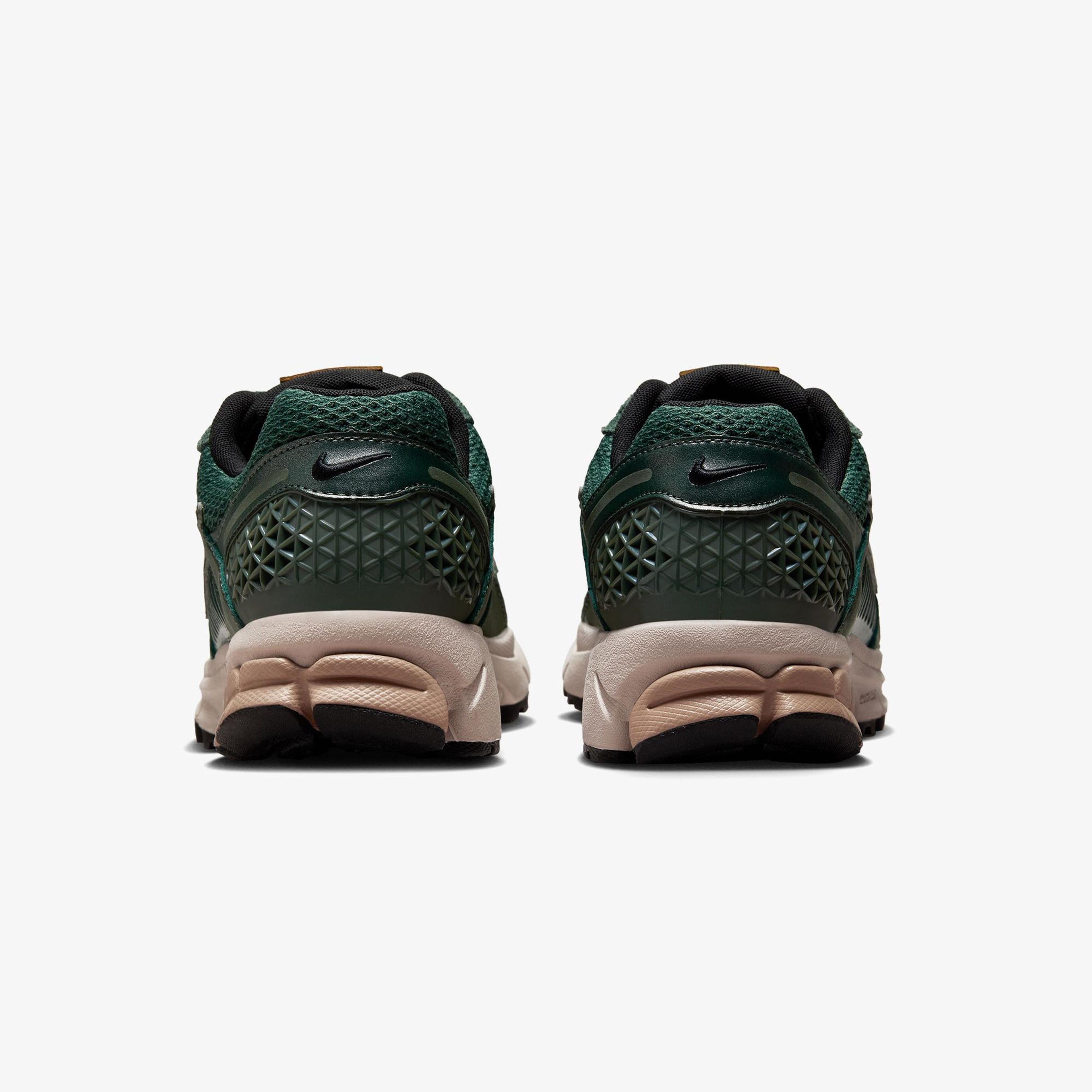 Nike Zoom Vomero 5 Kadın Yeşil Spor Ayakkabı