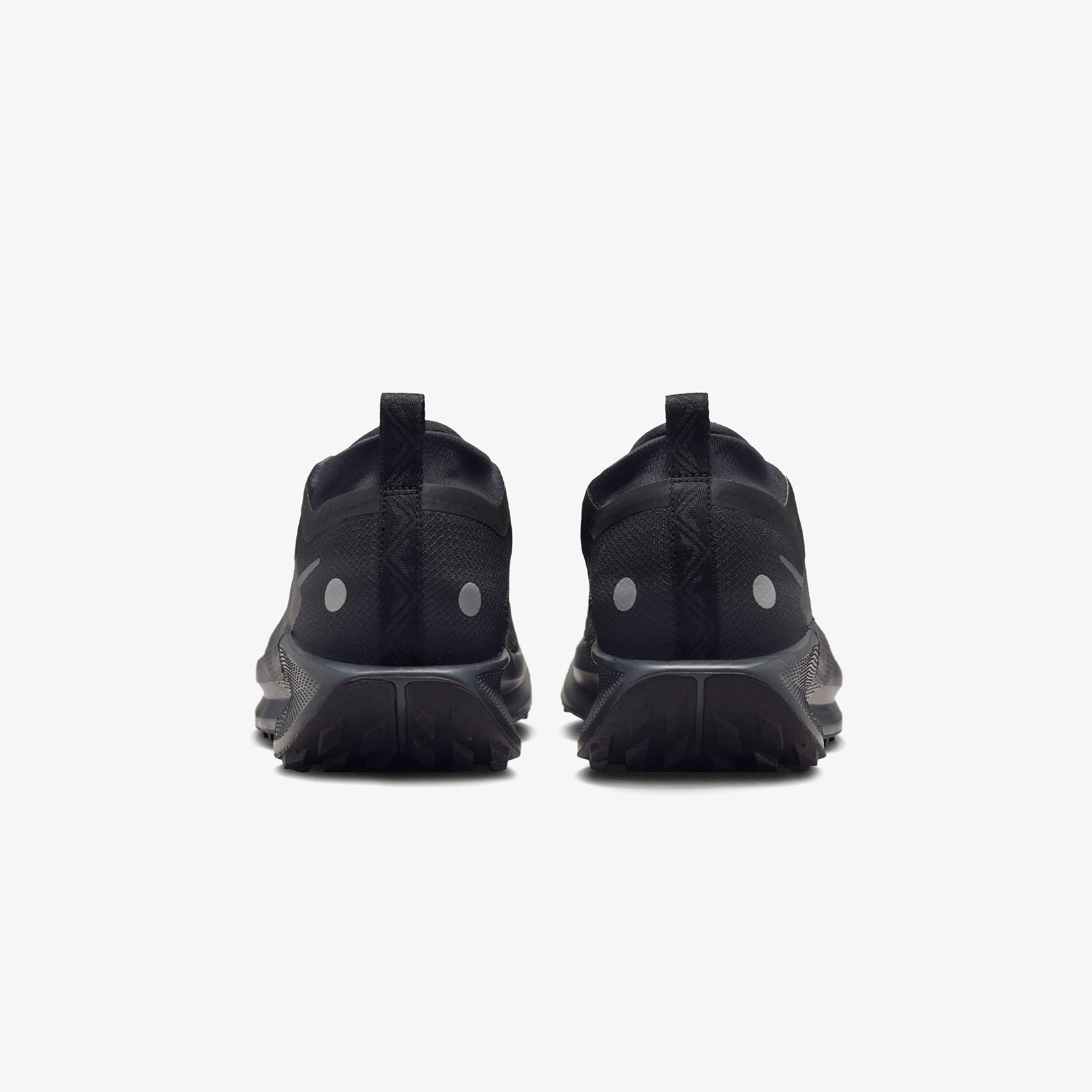 Nike Pegasus Trail 5 Gore-Tex Erkek Siyah Koşu Ayakkabısı