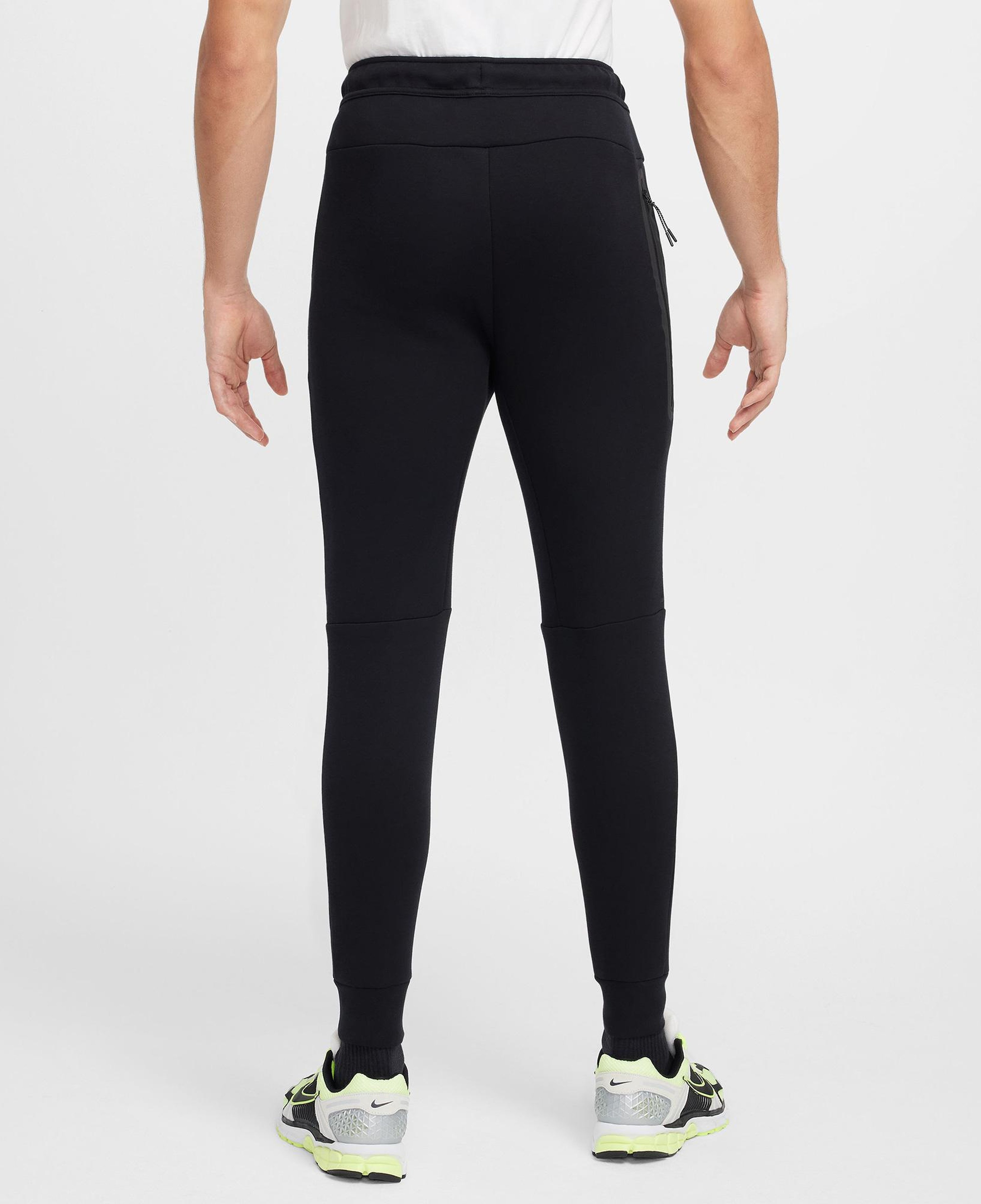 Nike Tech Fleece Erkek Siyah Eşofman Altı