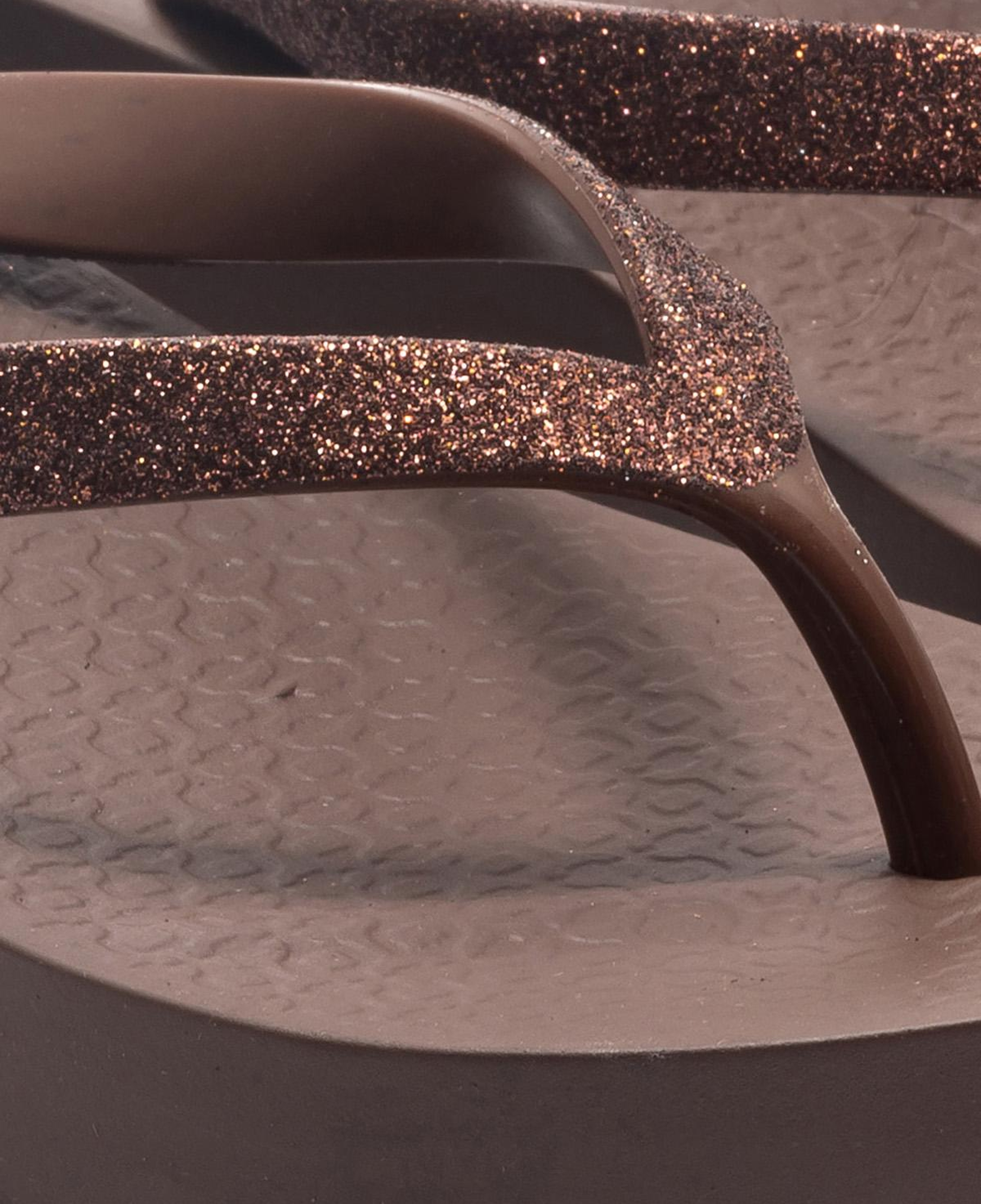 Mesh Chic Kadın Parmak Arası Terlik Kahverengi 35/40