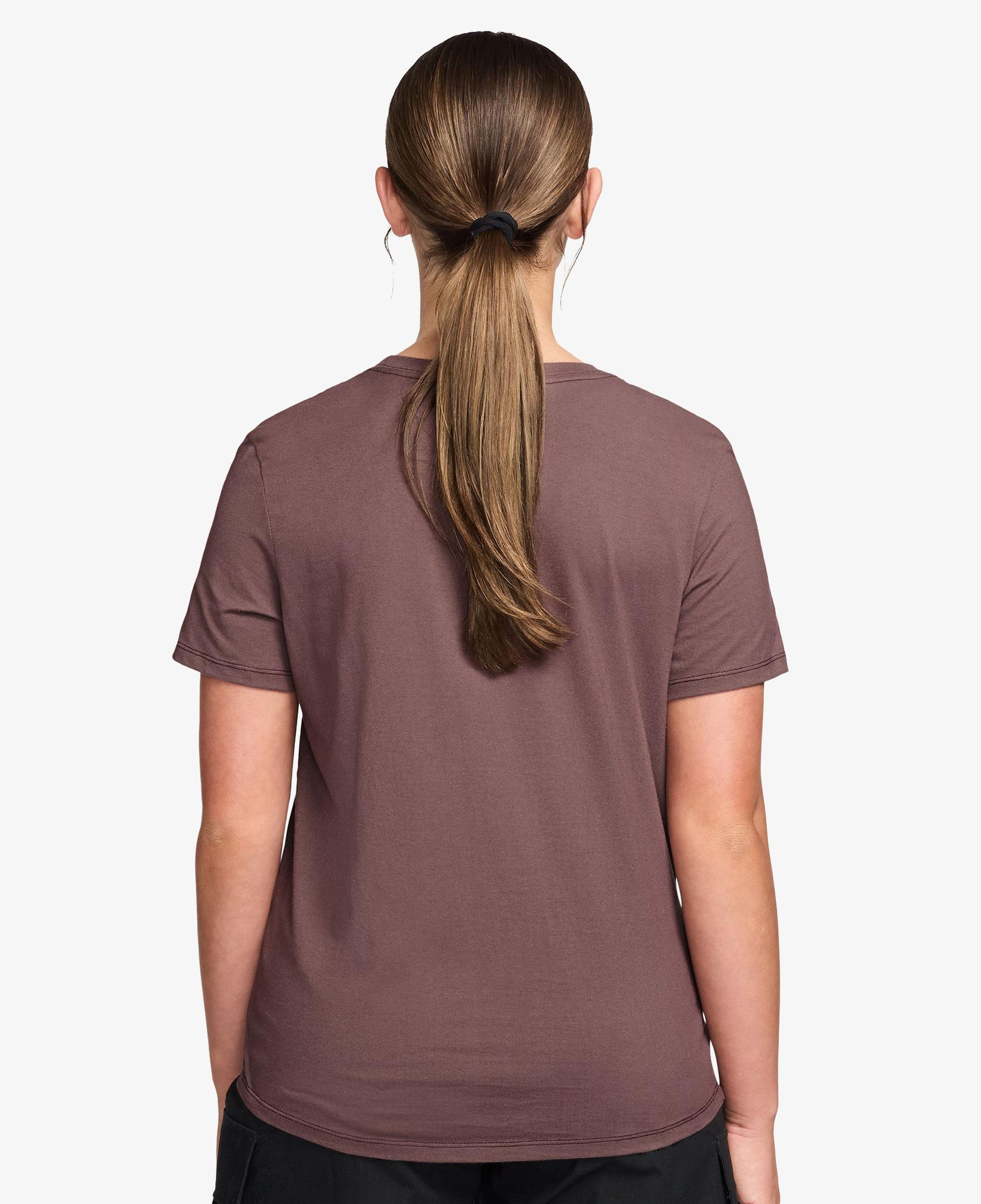 Nike Sportswear Club Essentials Icon Futura Kadın Kahverengi T-Shirt