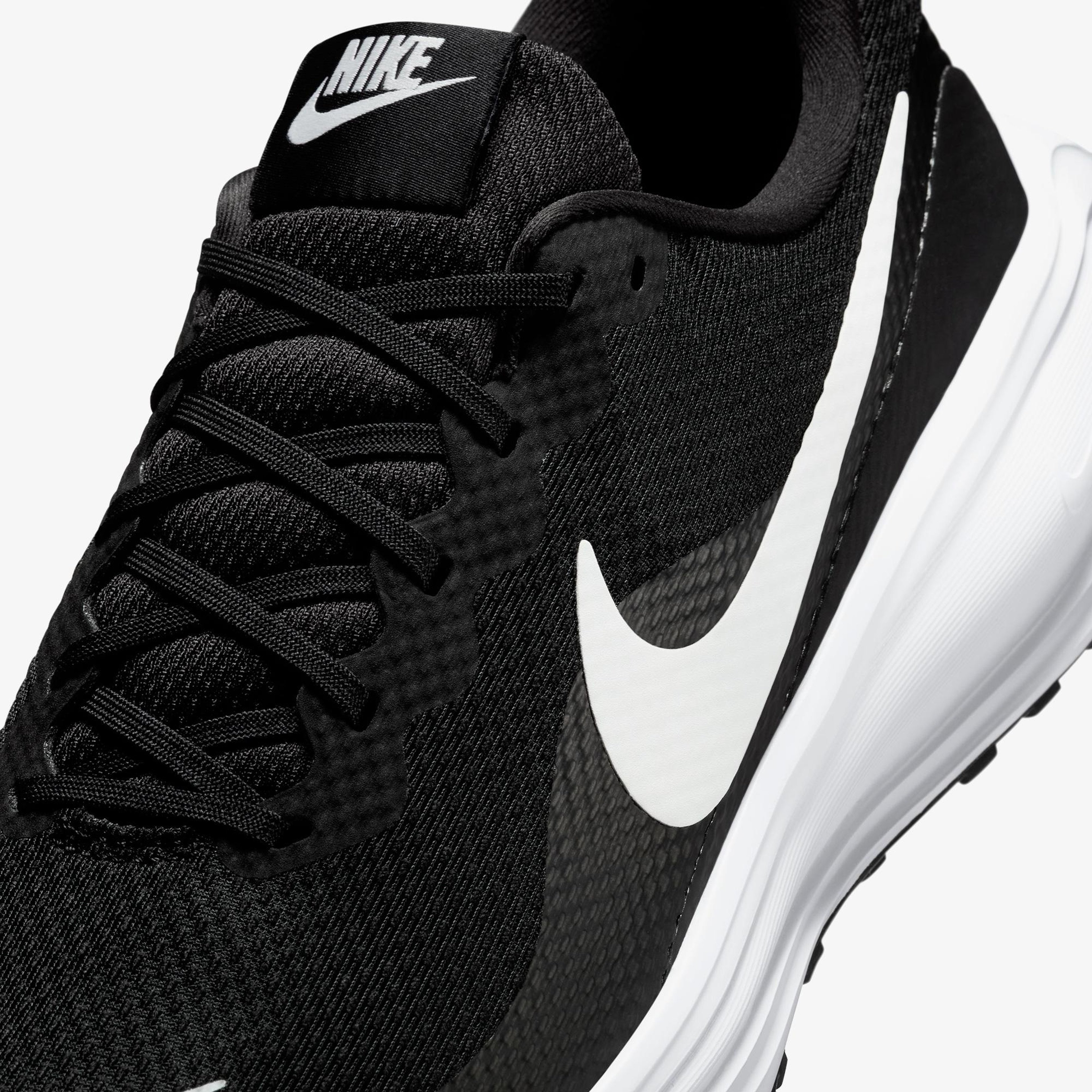 Nike Revolution 8 Erkek Siyah Koşu Ayakkabısı