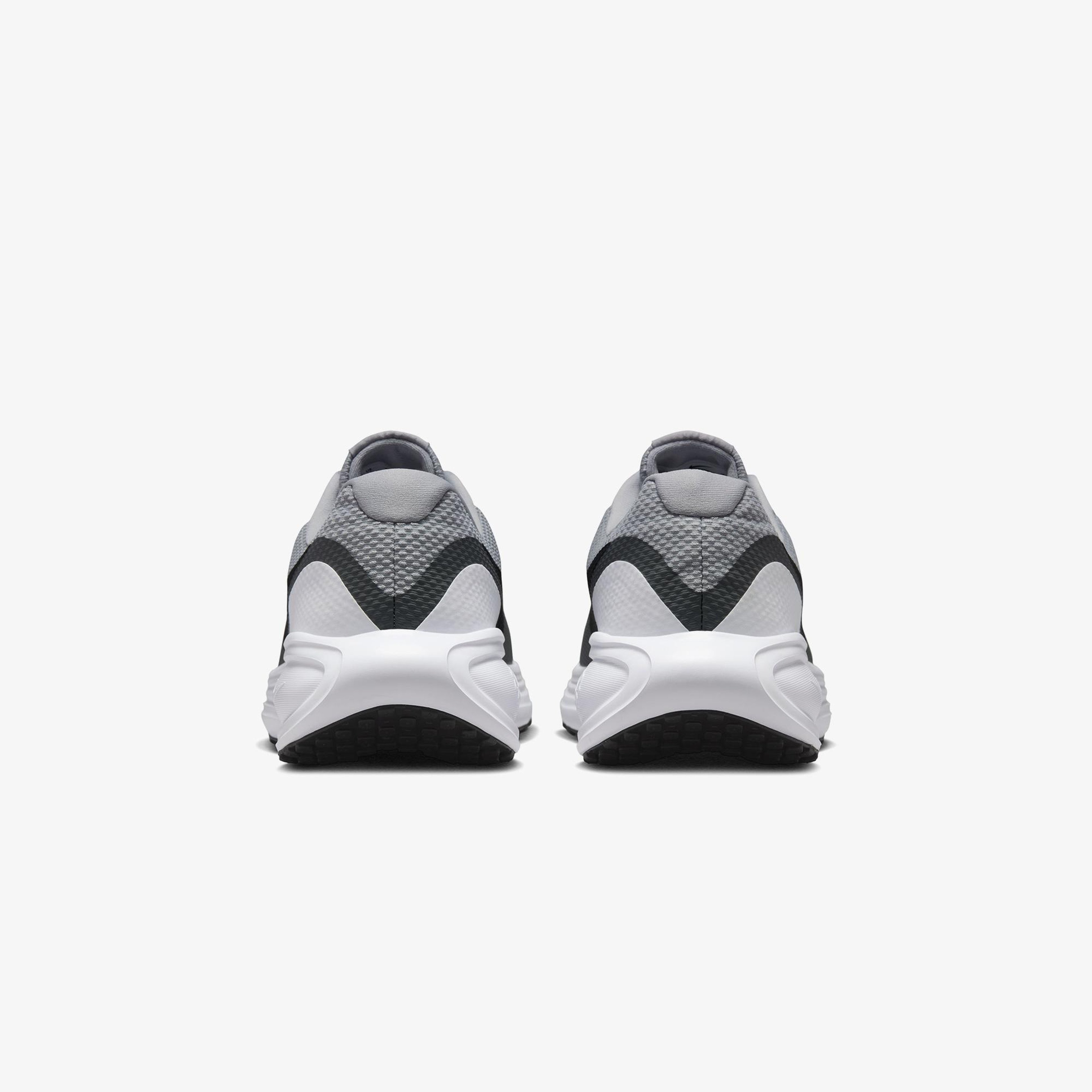 Nike Revolution 8 Erkek Gri Koşu Ayakkabısı