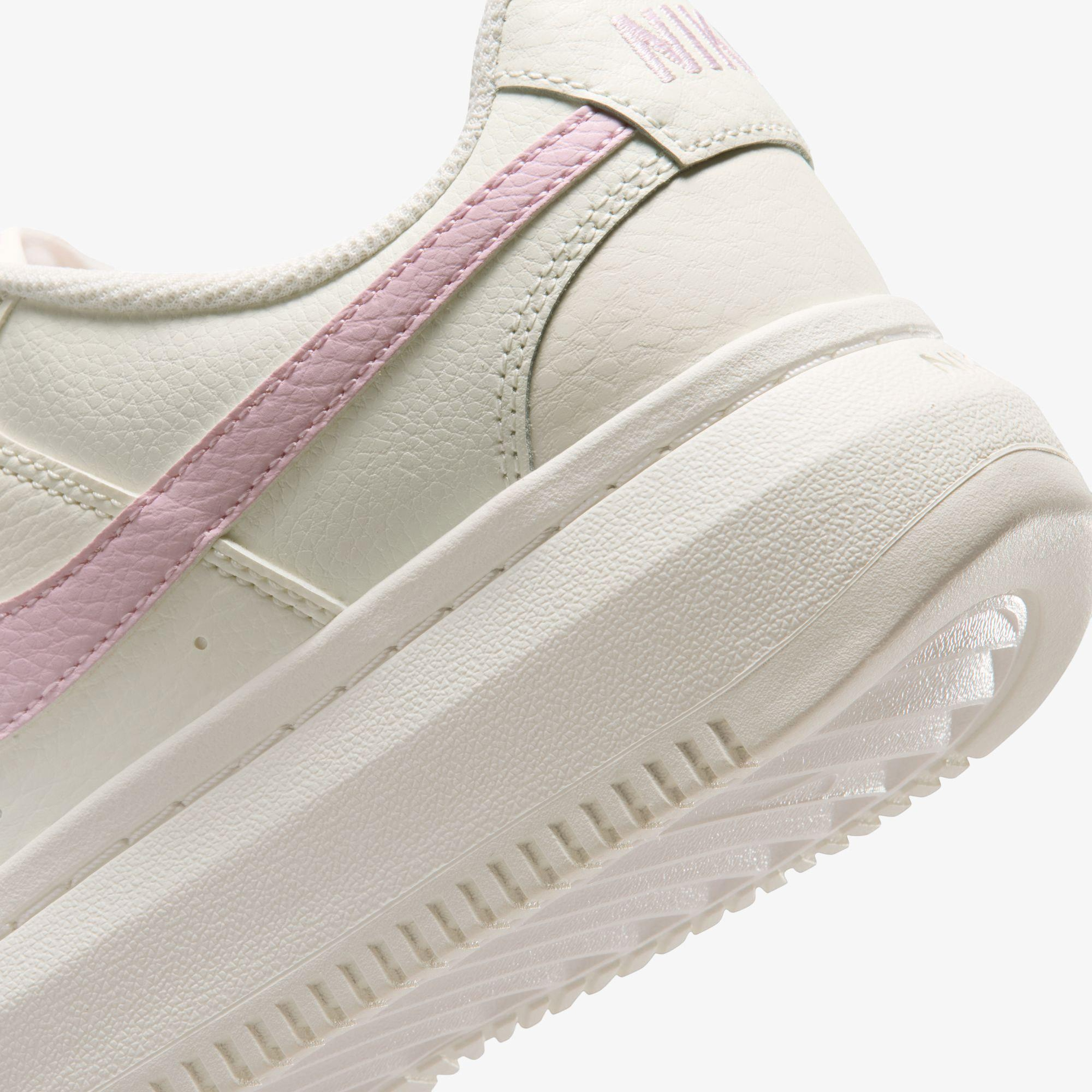 Nike Court Vision Alta Kadın Krem Rengi Spor Ayakkabı
