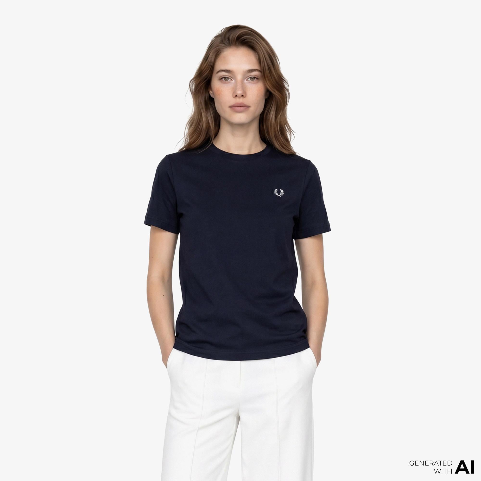 Fred Perry Kadın Lacivert T-Shirt