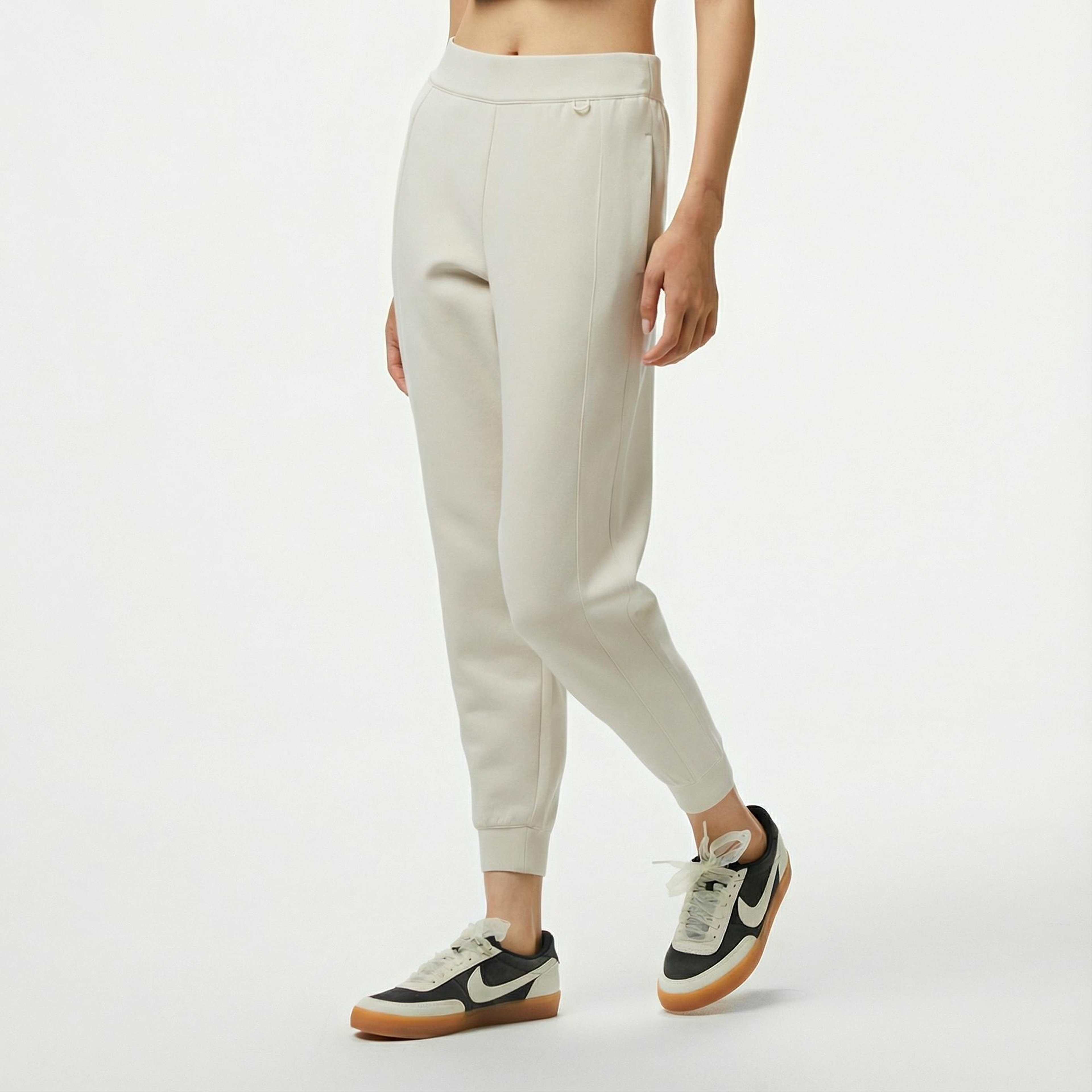 Nike Dri-Fit Jogger Kadın Bej Eşofman Altı