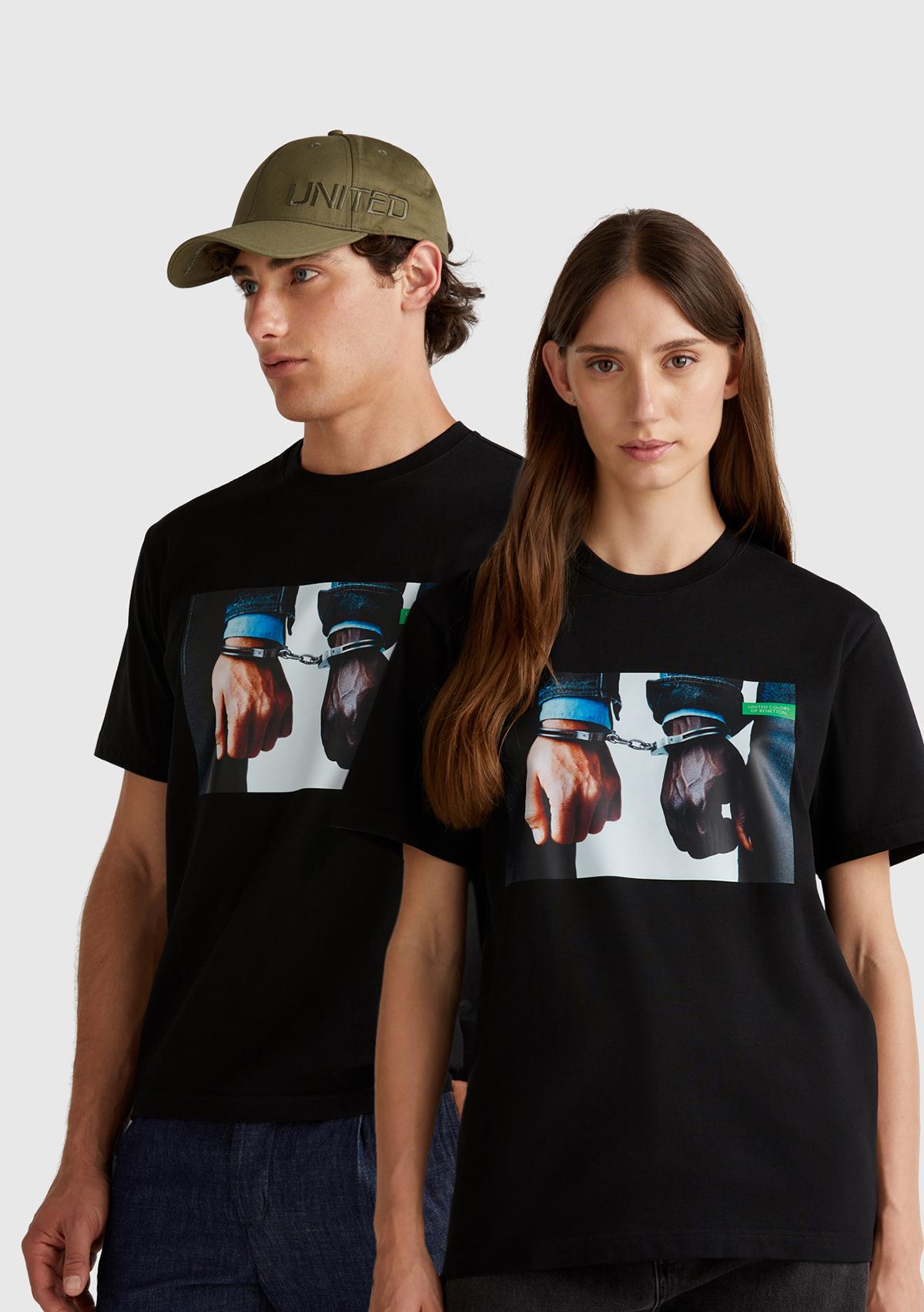Unisex Siyah %100 Koton Oliviero Toscani Fotoğraf Baskılı T-Shirt