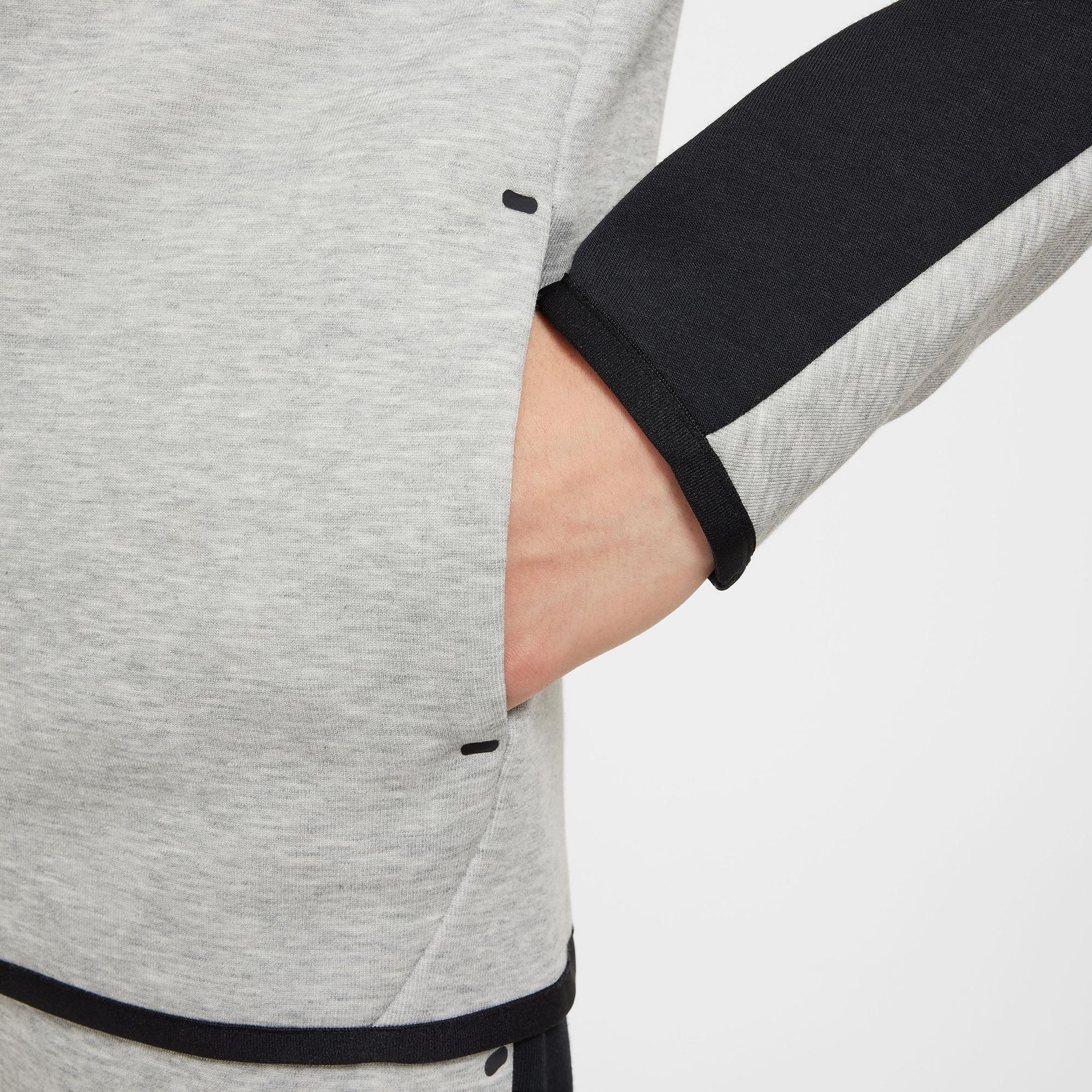 Nike Sportswear Tech Fleece Çocuk Siyah Eşofman Üstü
